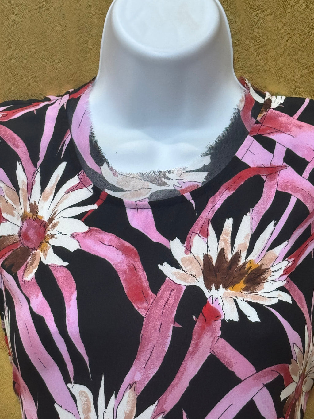 Who What Wear Floral Daisy Woven Tank Top Size S Black Pink Sleeveless
