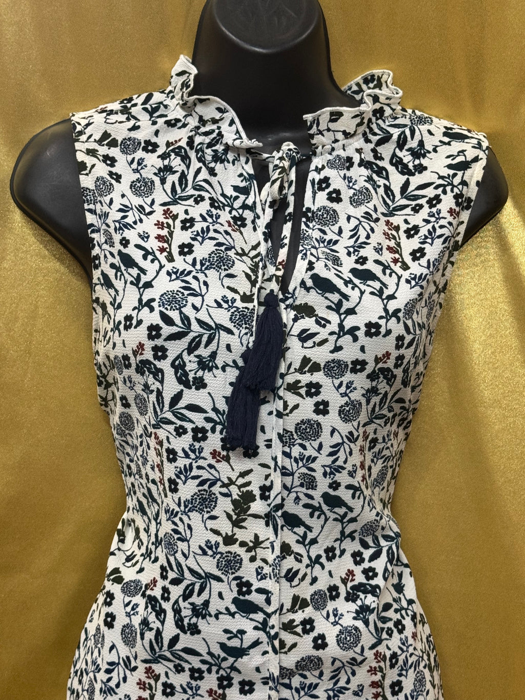C&E Floral & Bird Print Sleeveless Blouse with Tassel Neck, Size Small