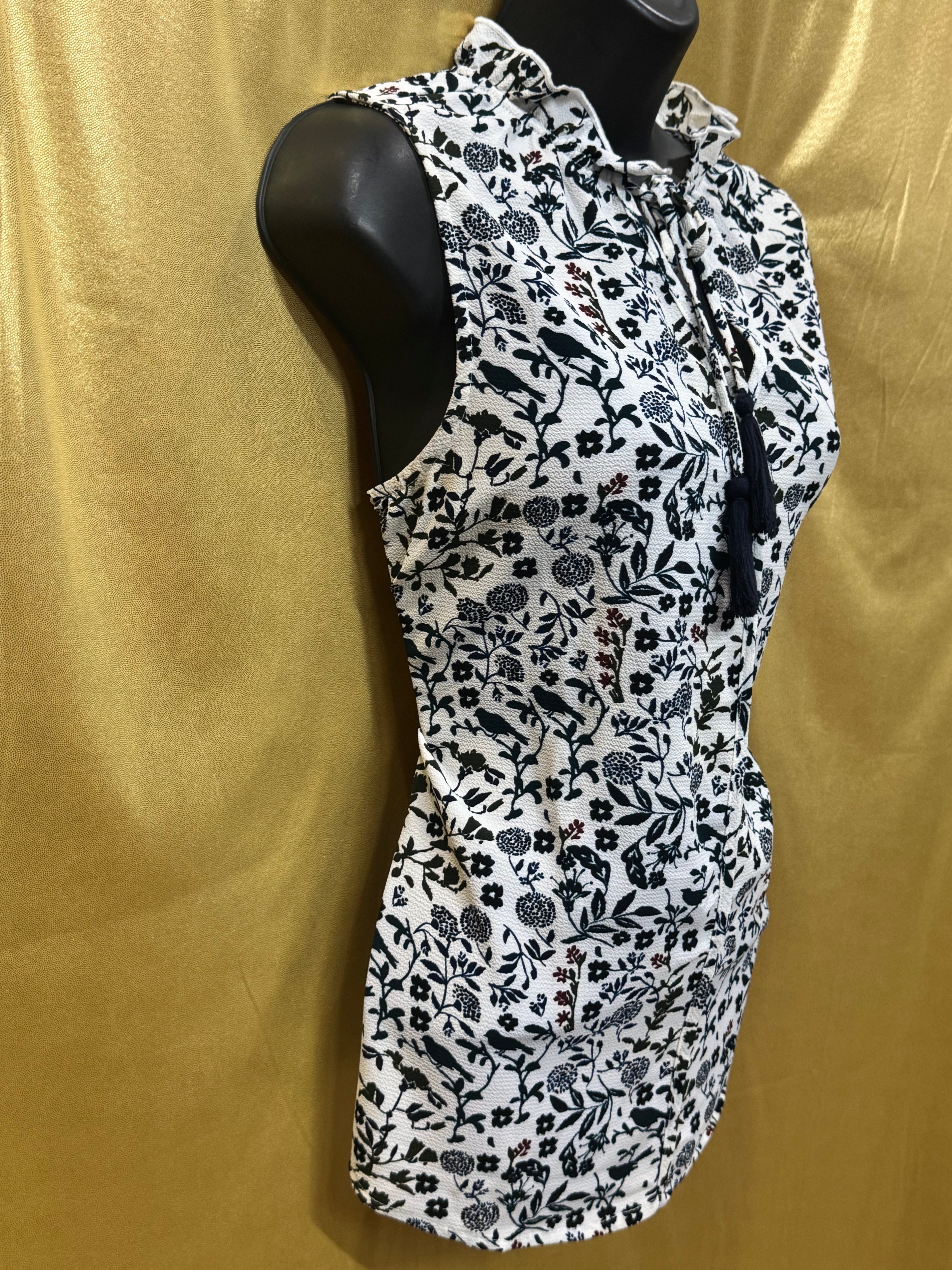 C&E Floral & Bird Print Sleeveless Blouse with Tassel Neck, Size Small