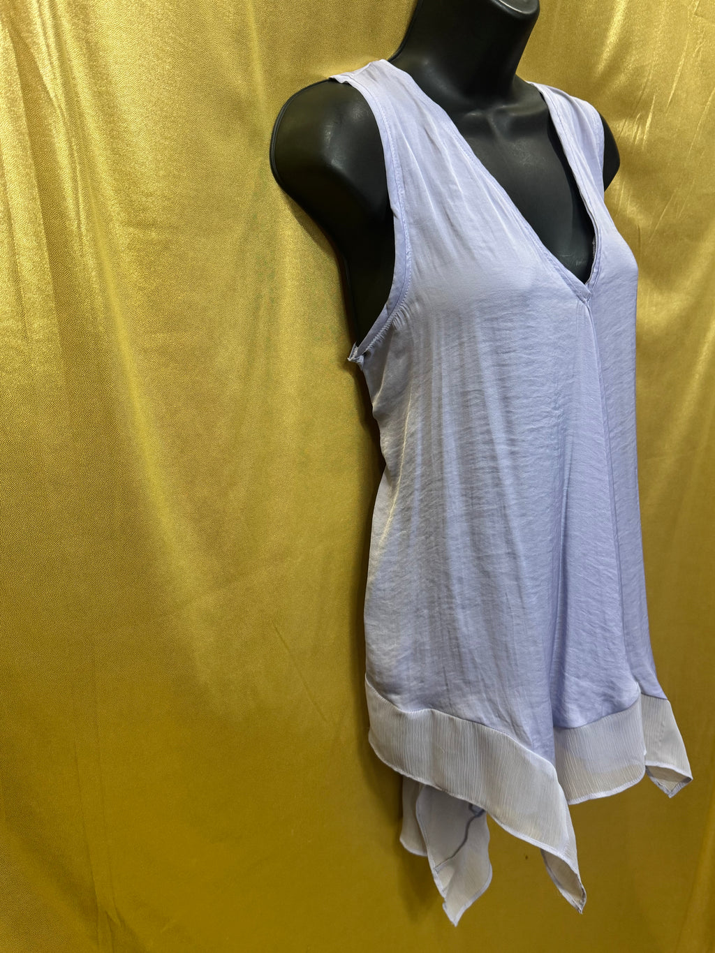 Simply Vera Vera Wang Lavender Handkerchief Hem Tank Top Blouse Size M