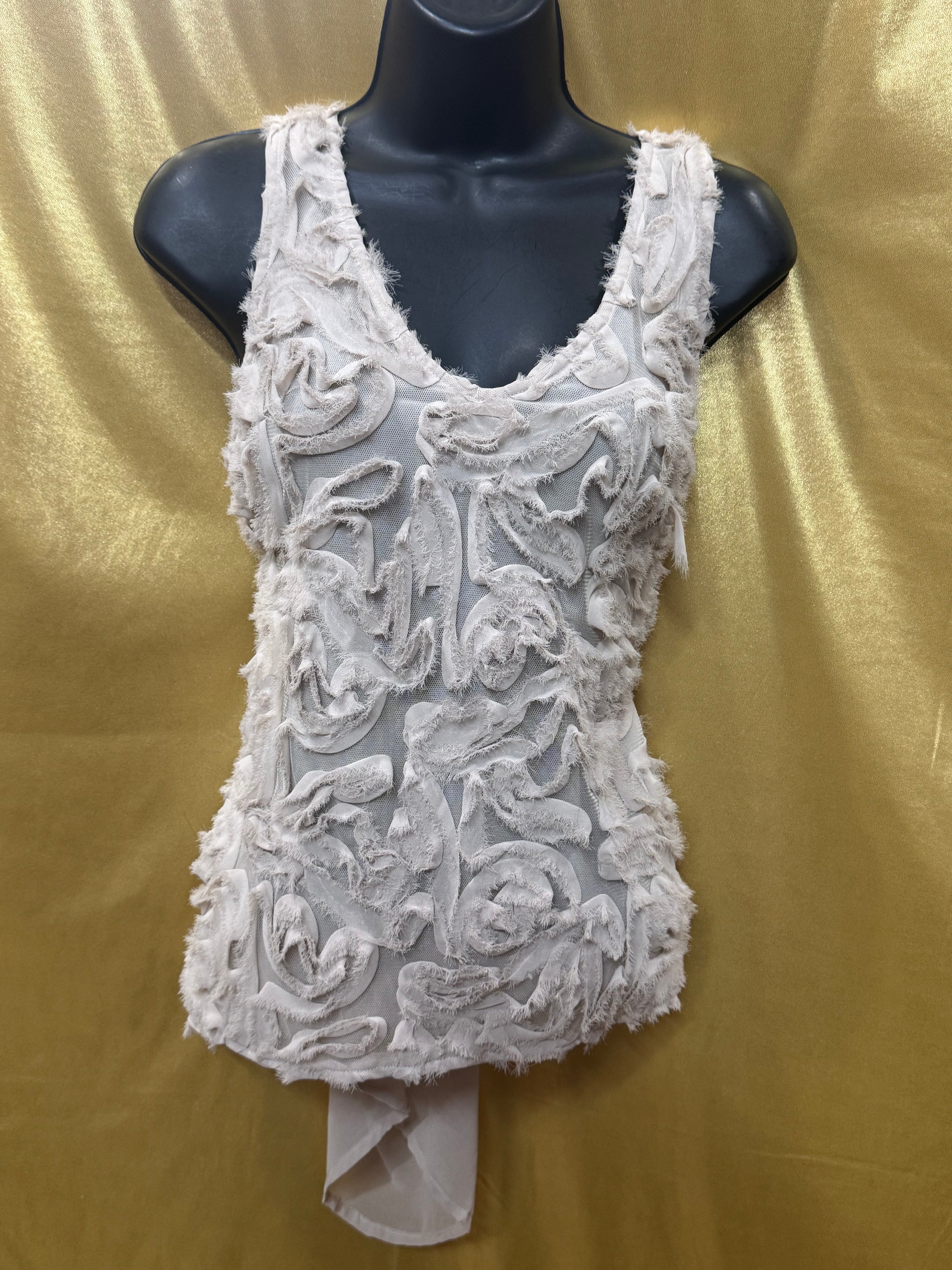 Jaloux Statement High-Low Semi-Sheer Textured Tank Small