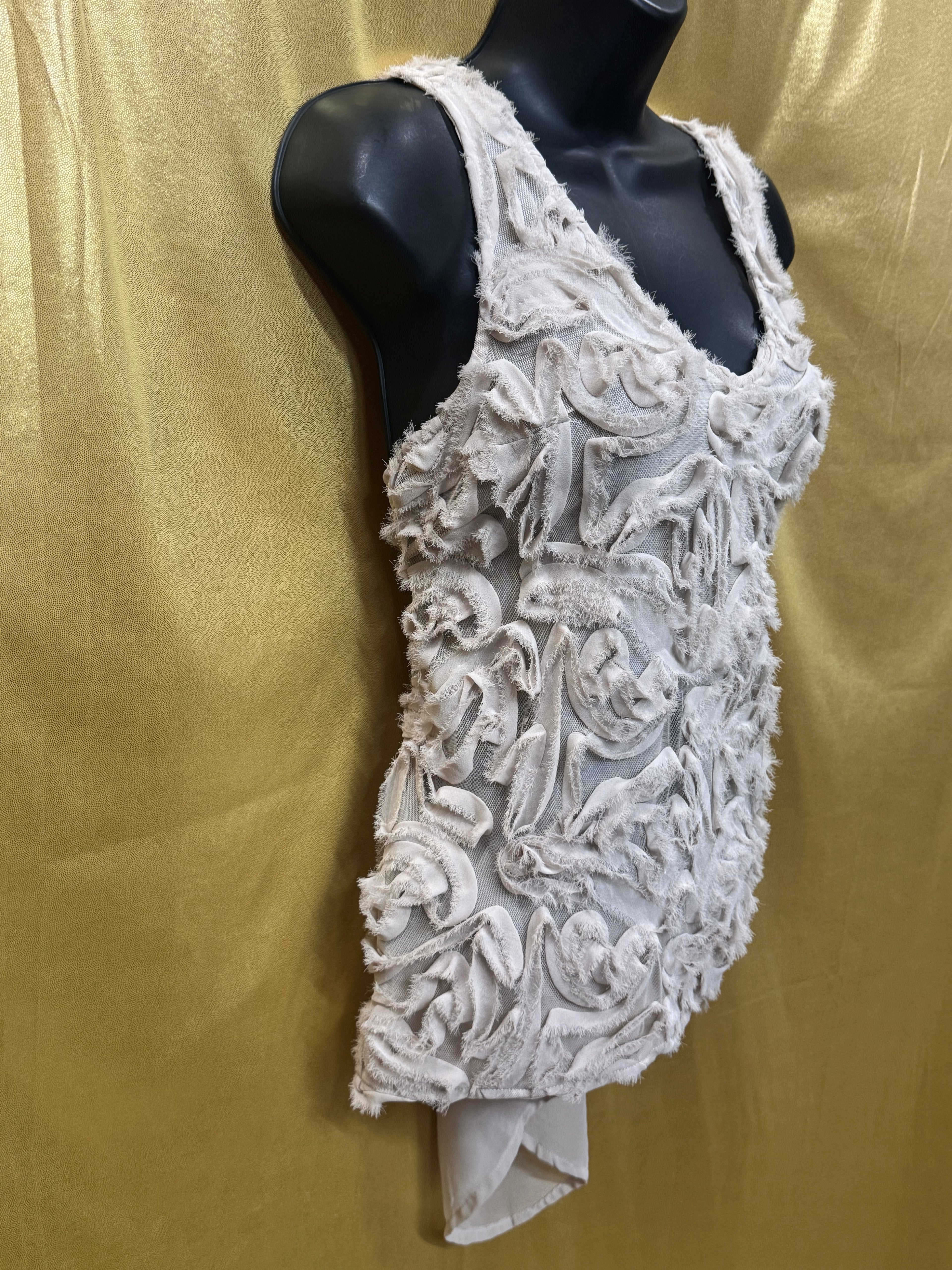 Jaloux Statement High-Low Semi-Sheer Textured Tank Small