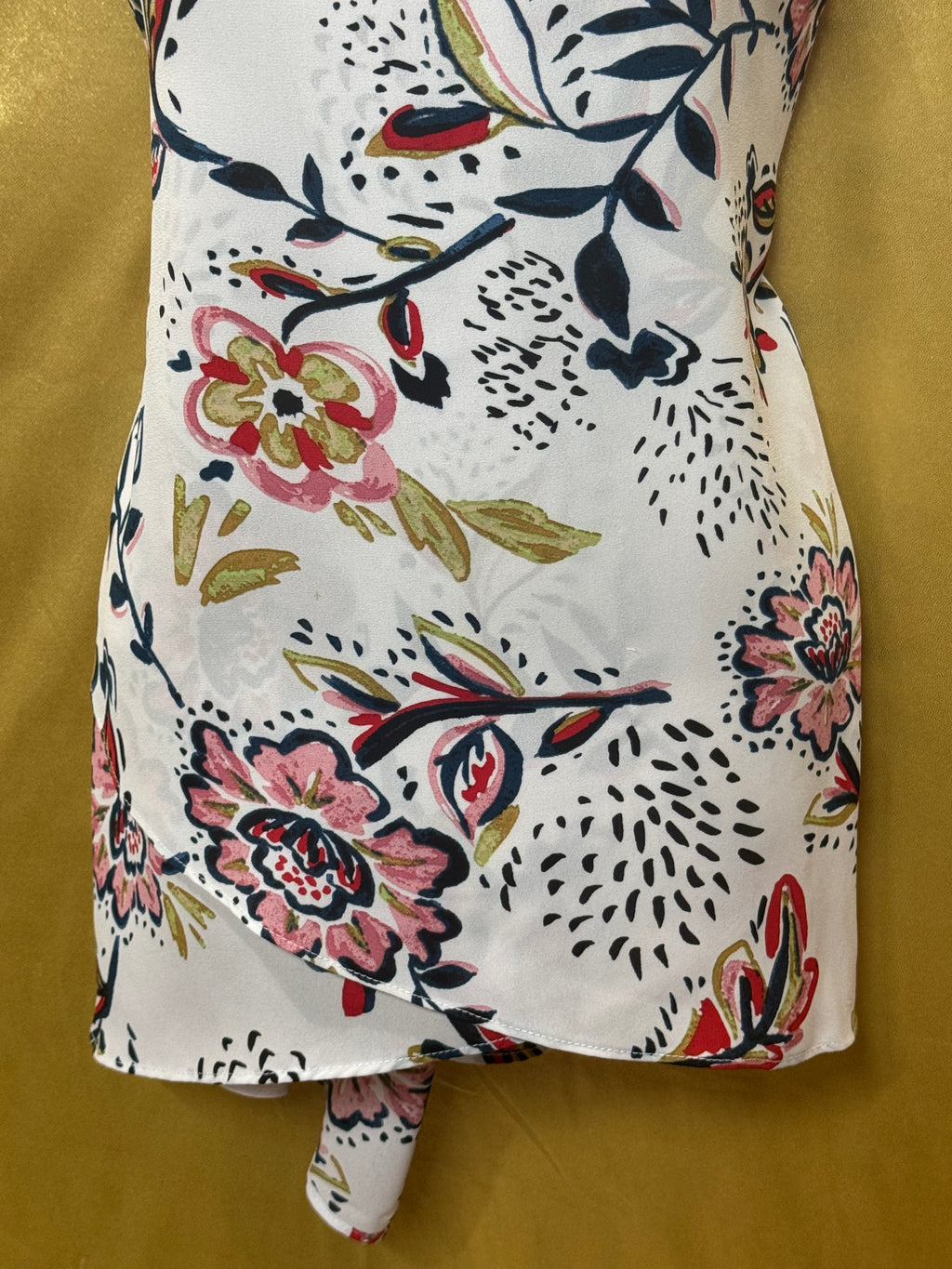 Chelsea & Theodore Whimsical Floral High-Low Tunic Tank Top, Size Small