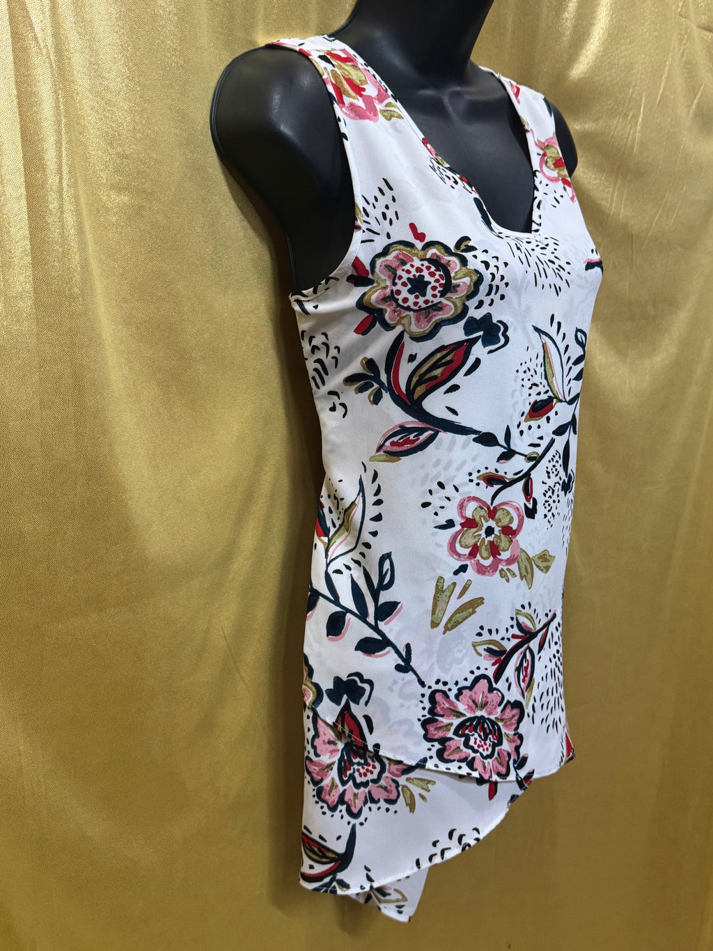 Chelsea & Theodore Whimsical Floral High-Low Tunic Tank Top, Size Small