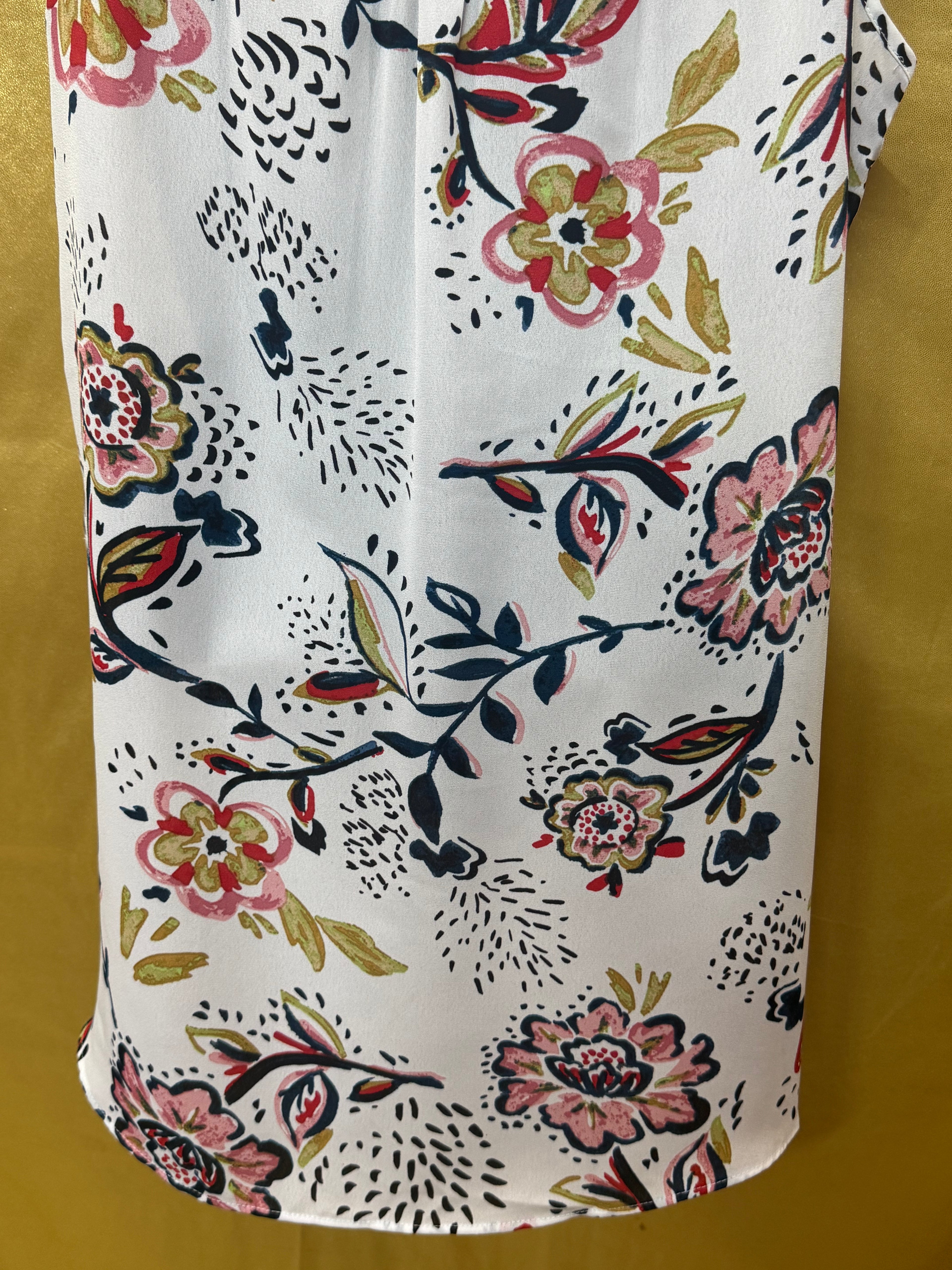 Chelsea & Theodore Whimsical Floral High-Low Tunic Tank Top, Size Small