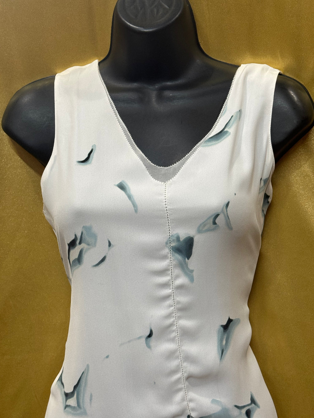Rose & Olive Watercolor V-Neck Lined Sleeveless Top – Size Small