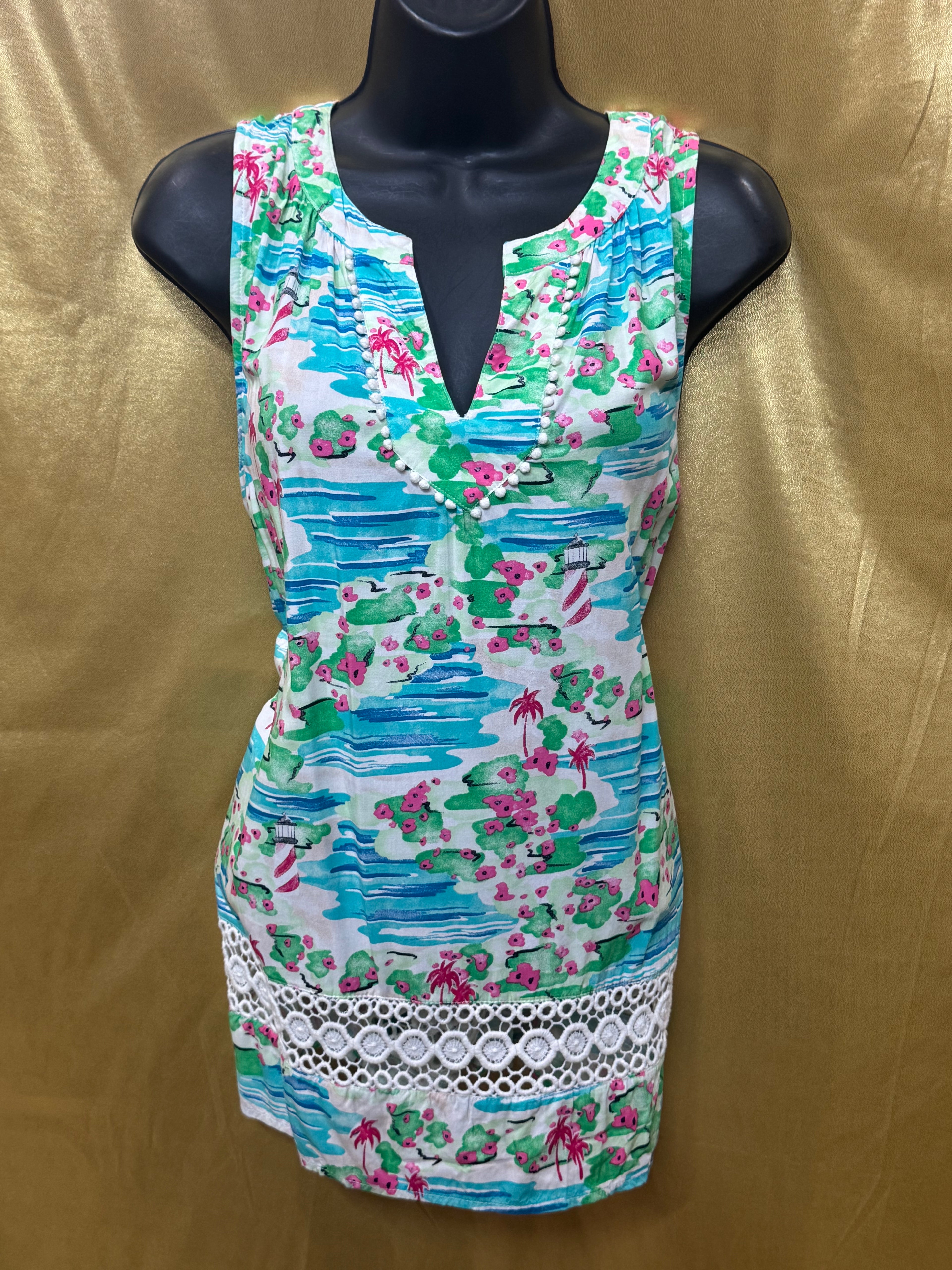 Crown & Ivy Tropical Coastal Sleeveless Blouse - Size Small ✨