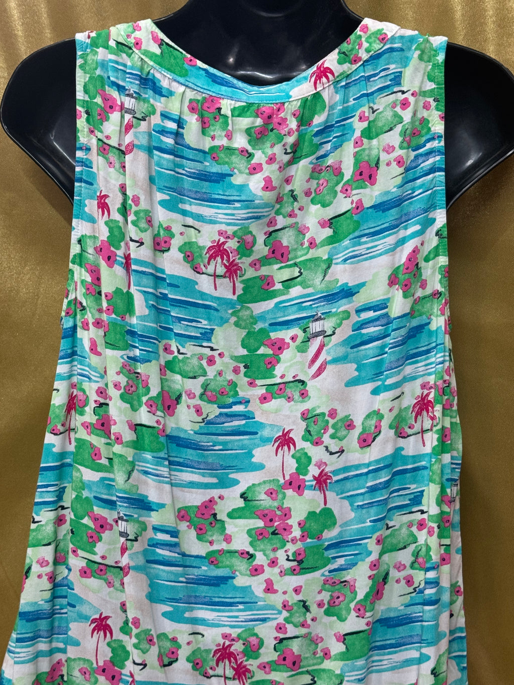 Crown & Ivy Tropical Coastal Sleeveless Blouse - Size Small ✨