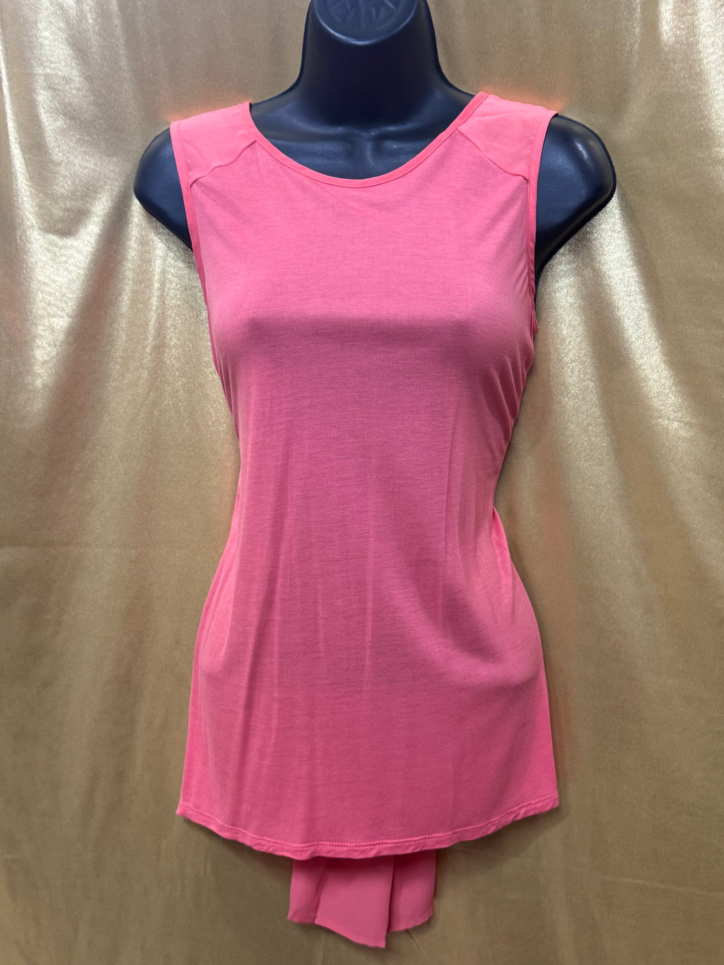 Halogen Pink Pleated Back High-Low Sleeveless Top - Small