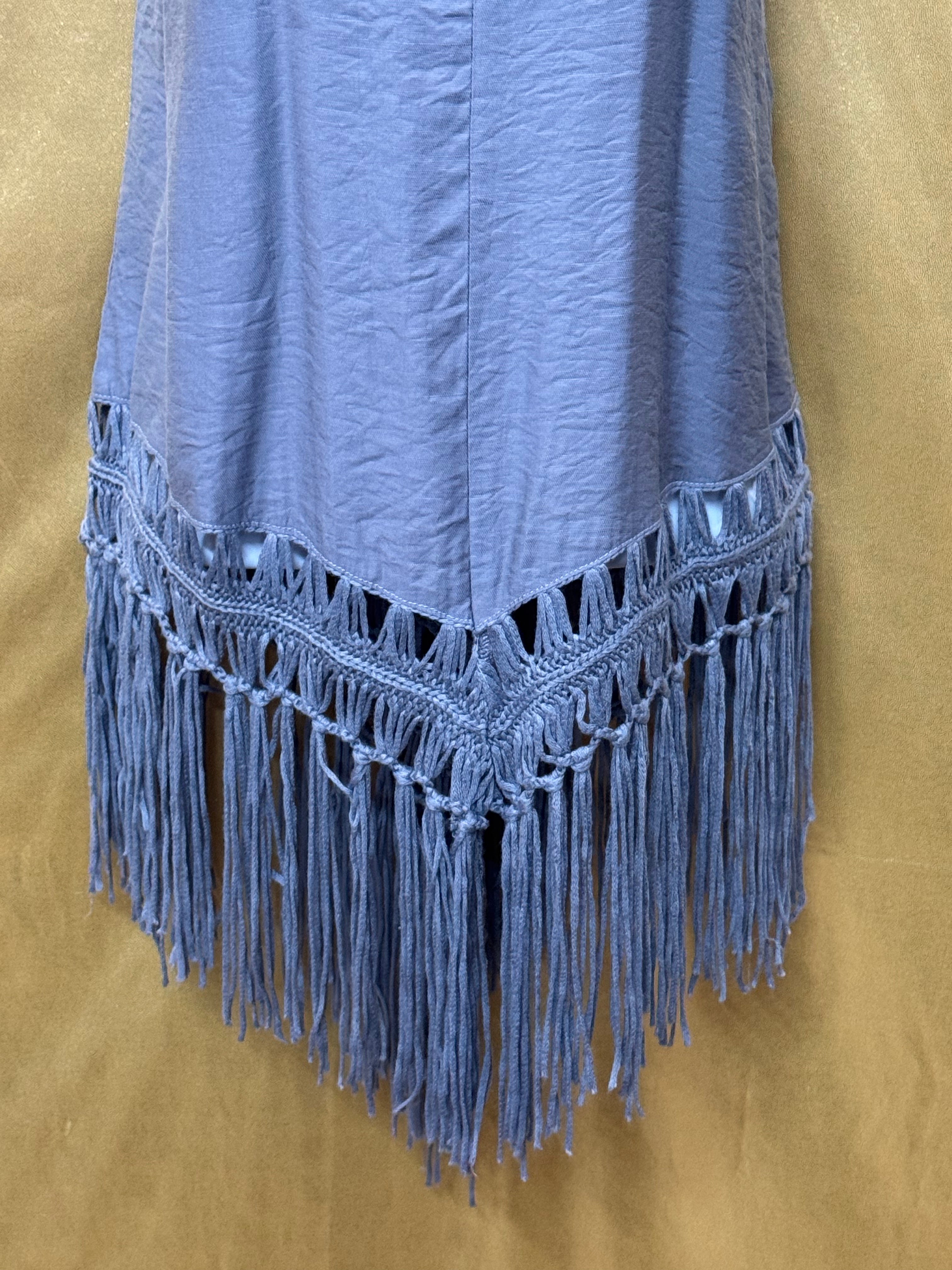 ✨ Boho Gray High-Neck Fringe Halter Tank Top - Size L ✨
