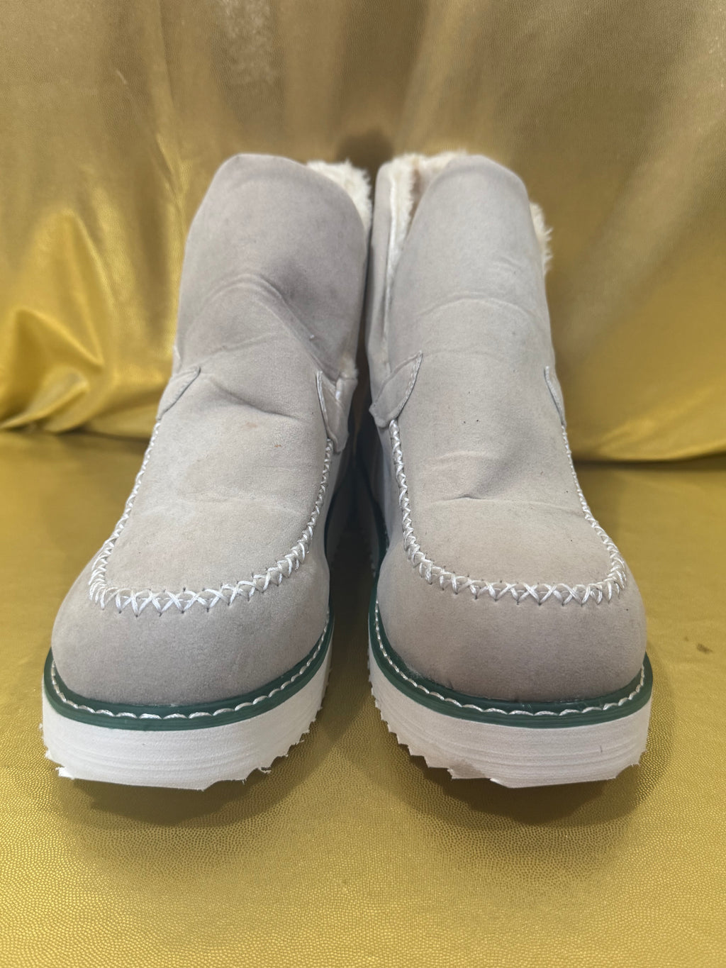 AVSTFS Sport Faux Fur Lined Suede Ankle Snow Boots – Size 7