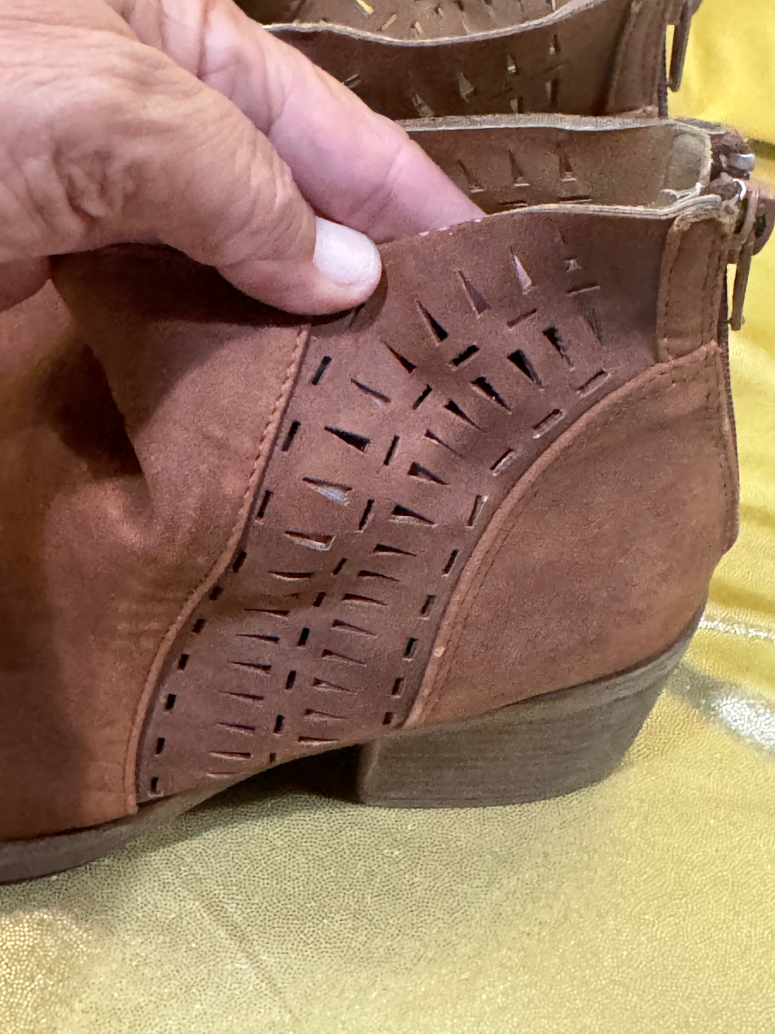 Qupid Tan Perforated Cutout Ankle Boots - Size 6