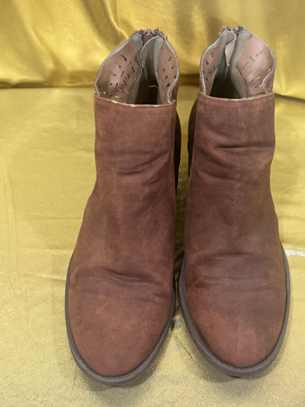 Qupid Tan Perforated Cutout Ankle Boots - Size 6