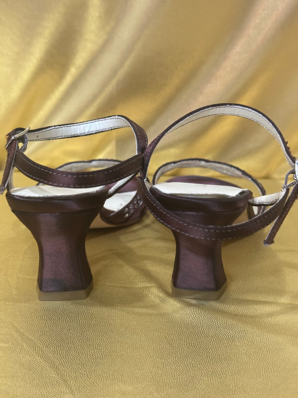 Colorful Creations Brown Rhinestone Kitten Heels Leather Sole Size 6.5B