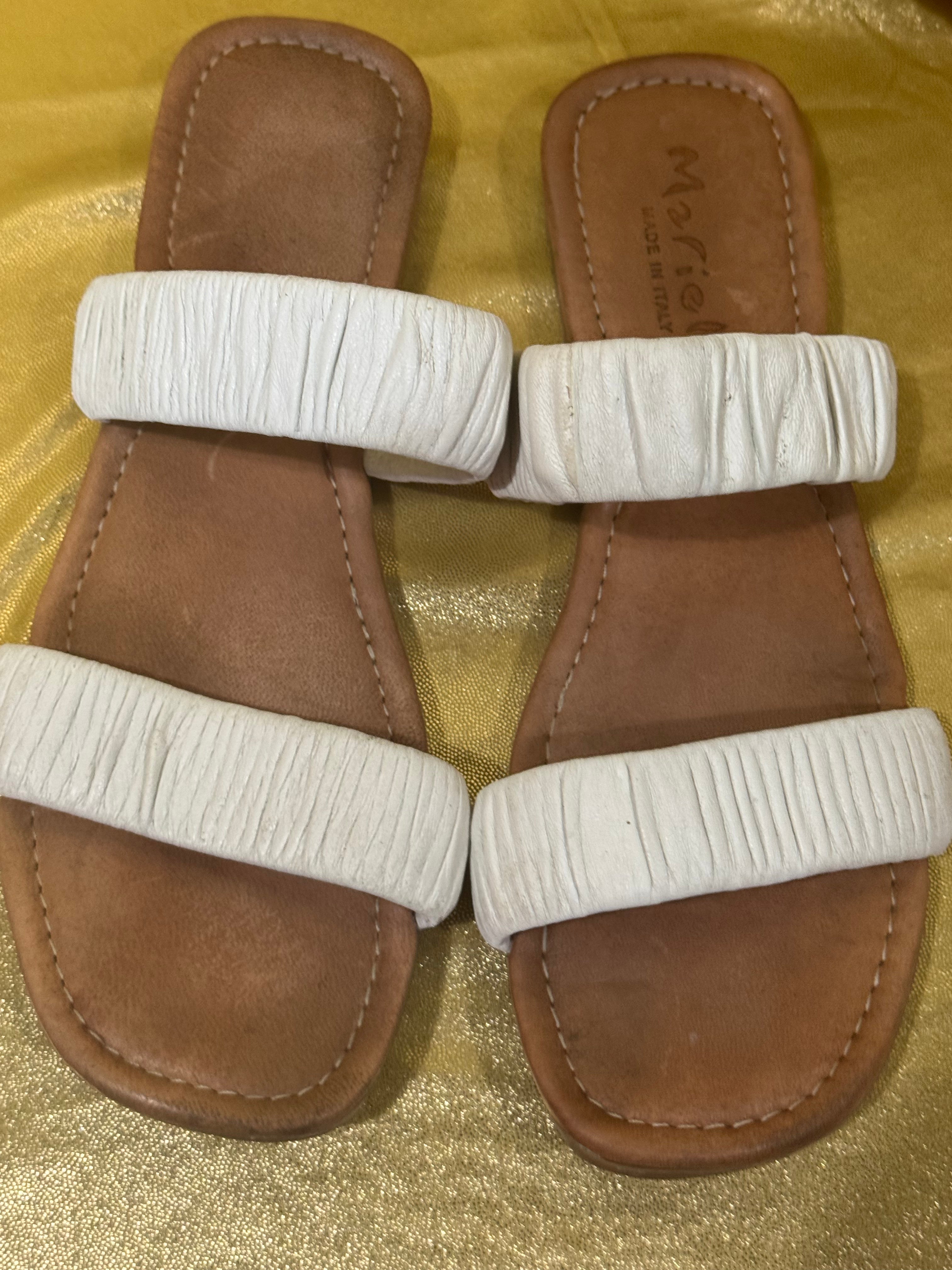 Mariella Made in Italy White Scrunched Double Strap Slide Sandals - Size 7.5