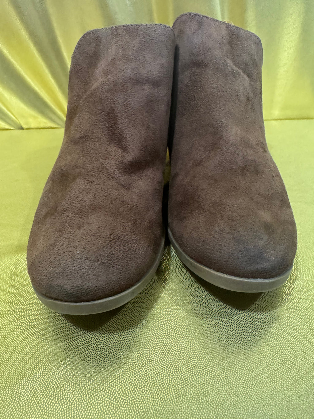 Arizona Jean Co. Galen Brown Suede Ankle Booties – Size 7.5