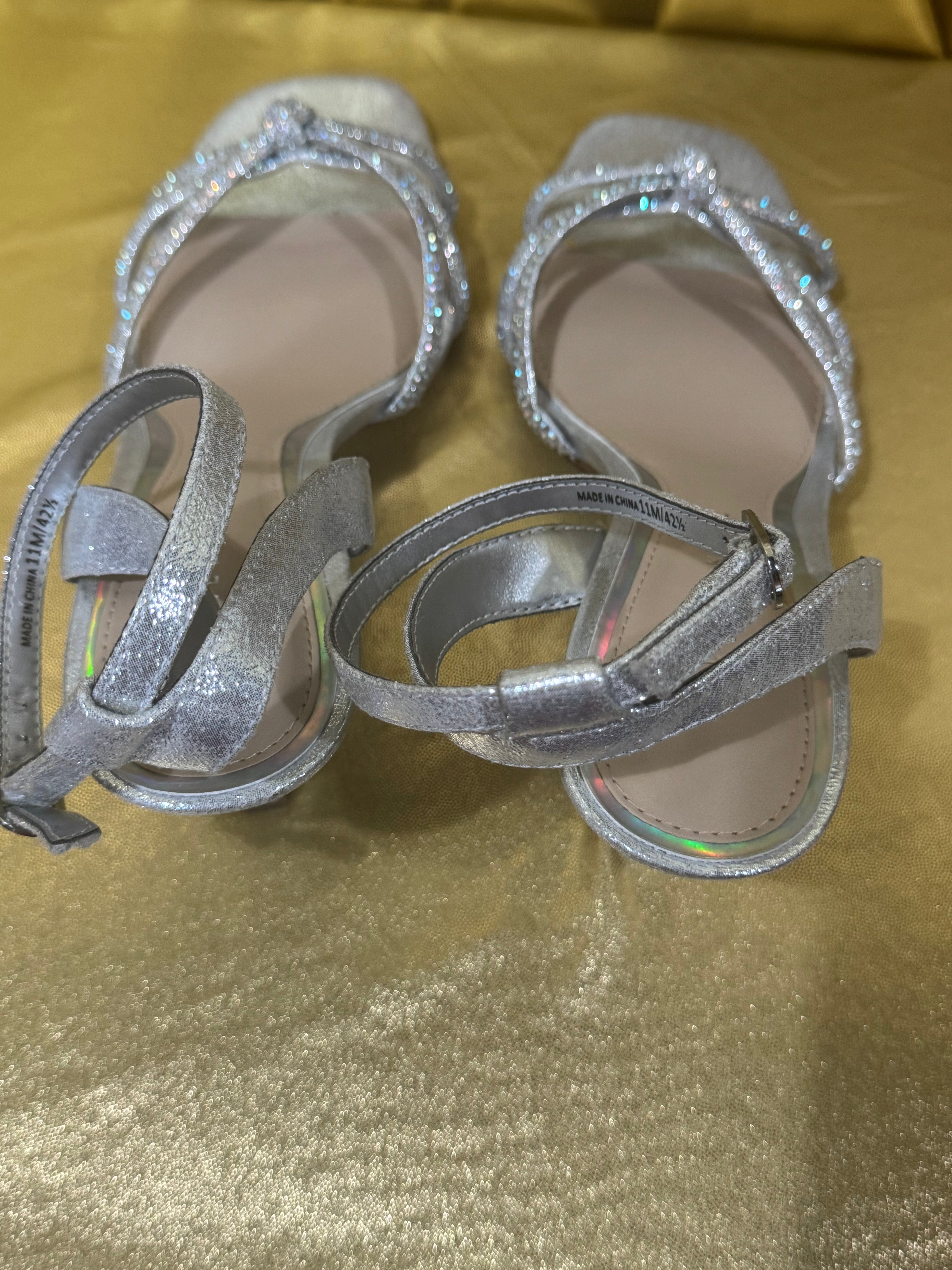 ✨ Kelly & Katie Issey Silver Rhinestone Strappy Heels Size 11M New ✨