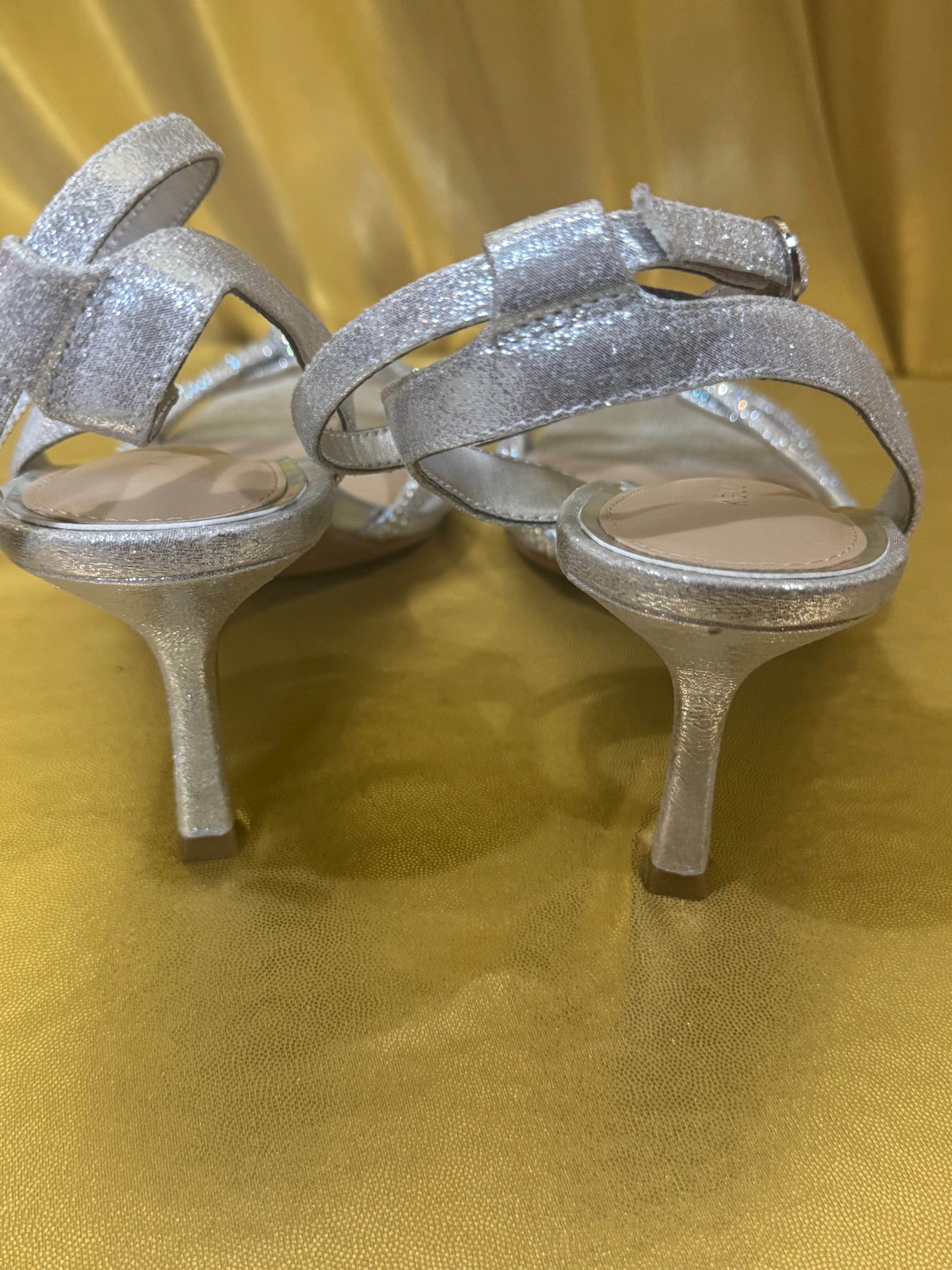 ✨ Kelly & Katie Issey Silver Rhinestone Strappy Heels Size 11M New ✨