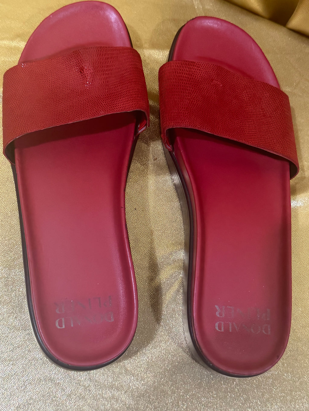 Donald J. Pliner Red Textured Leather Platform Slide Sandals - Size 7.5 (HPFIJ485)