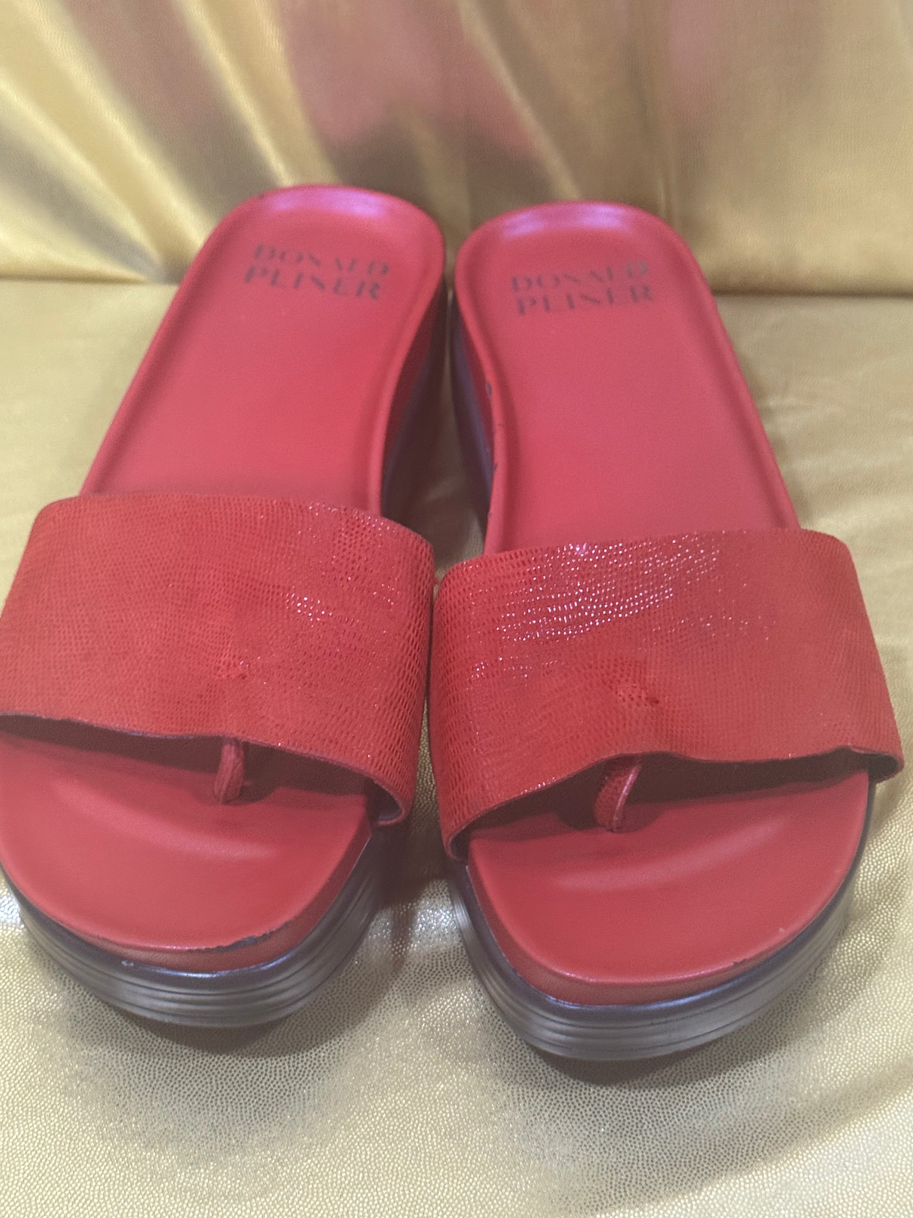 Donald J. Pliner Red Textured Leather Platform Slide Sandals - Size 7.5 (HPFIJ485)