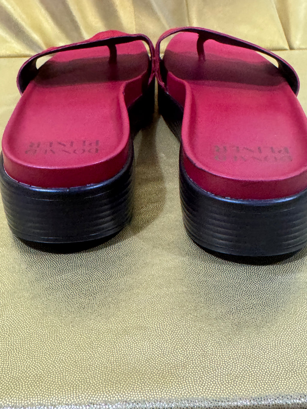 Donald J. Pliner Red Textured Leather Platform Slide Sandals - Size 7.5 (HPFIJ485)