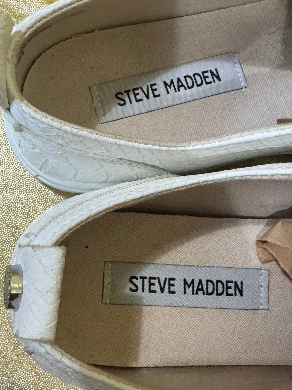 ✨ Steve Madden "Enriko" White Textured Slip-On Sneakers - Size 8.5 ✨