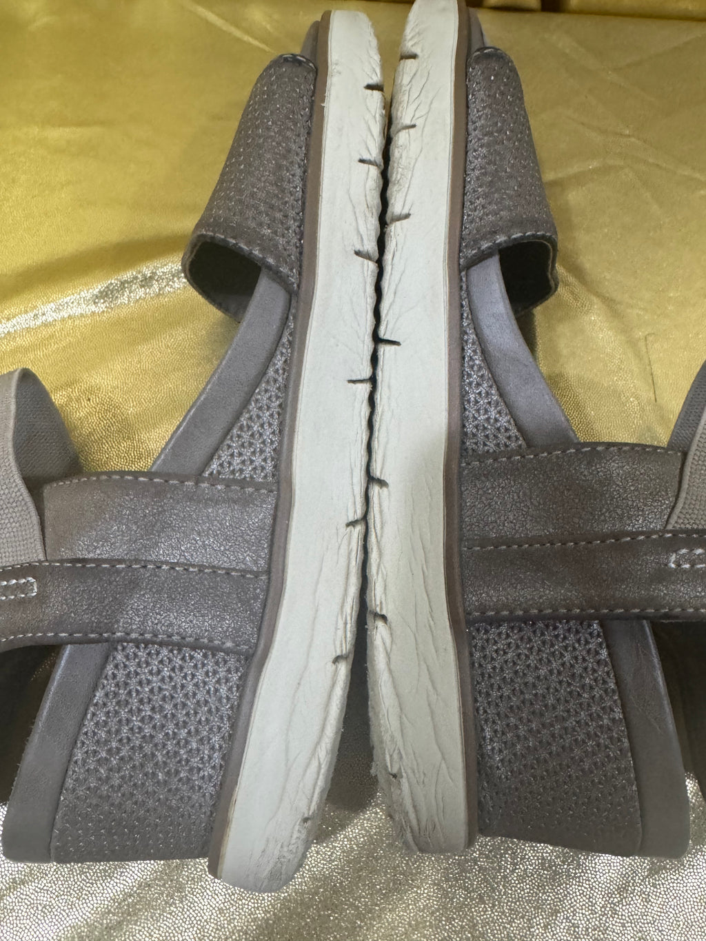 Axxiom Penelope Sport Sandals Pewter Gray Metallic Texture Ankle Strap Size 9.5M