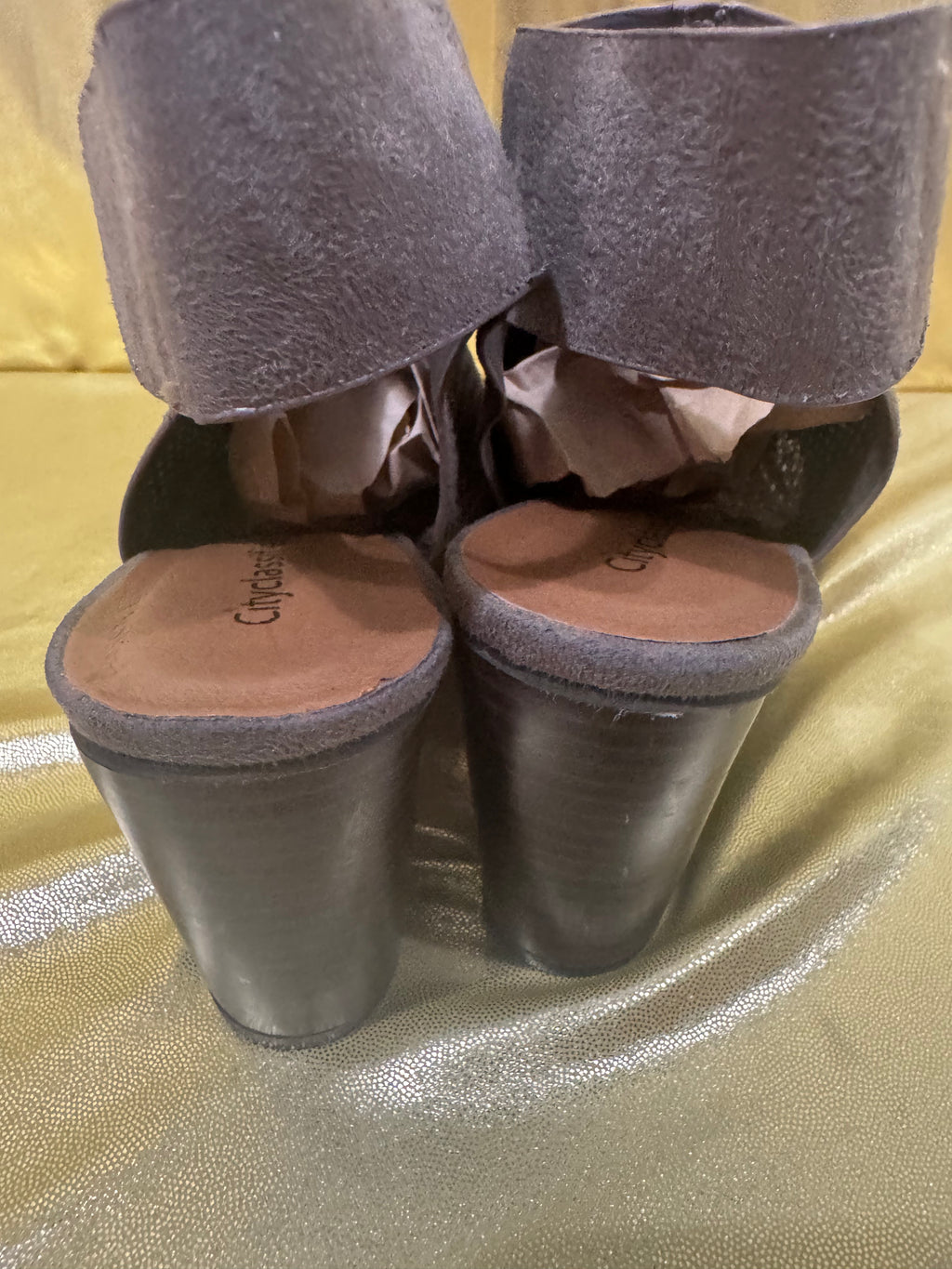 City Classified Grey Perforated Peep Toe Block Heel Booties – Size 8