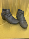 Earth Origins 'Mallory' Gray Leather Ruched Ankle Boots | Women's Size 5