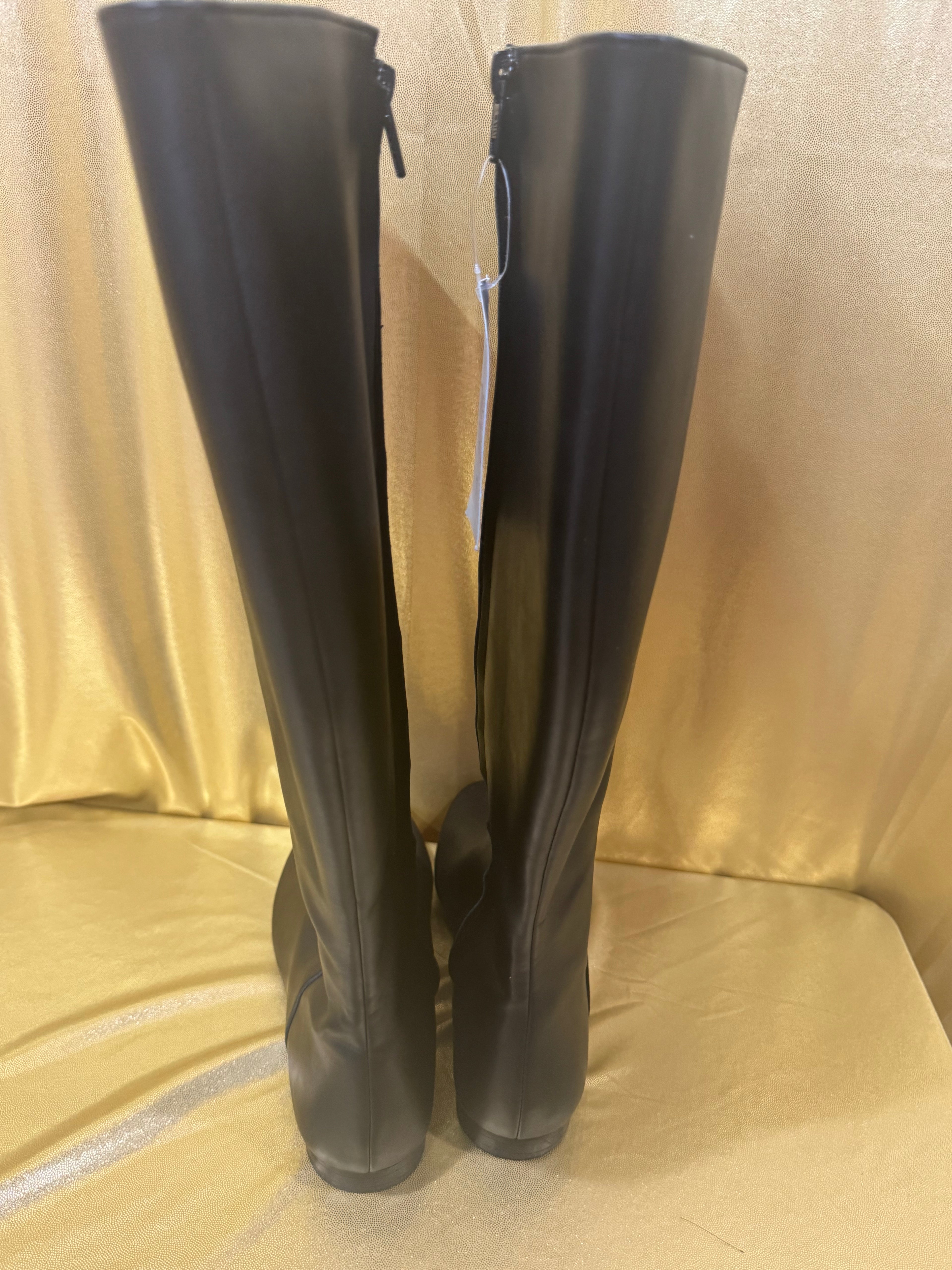 Time and Tru Black Knee-High Riding Boots NWT Size 7