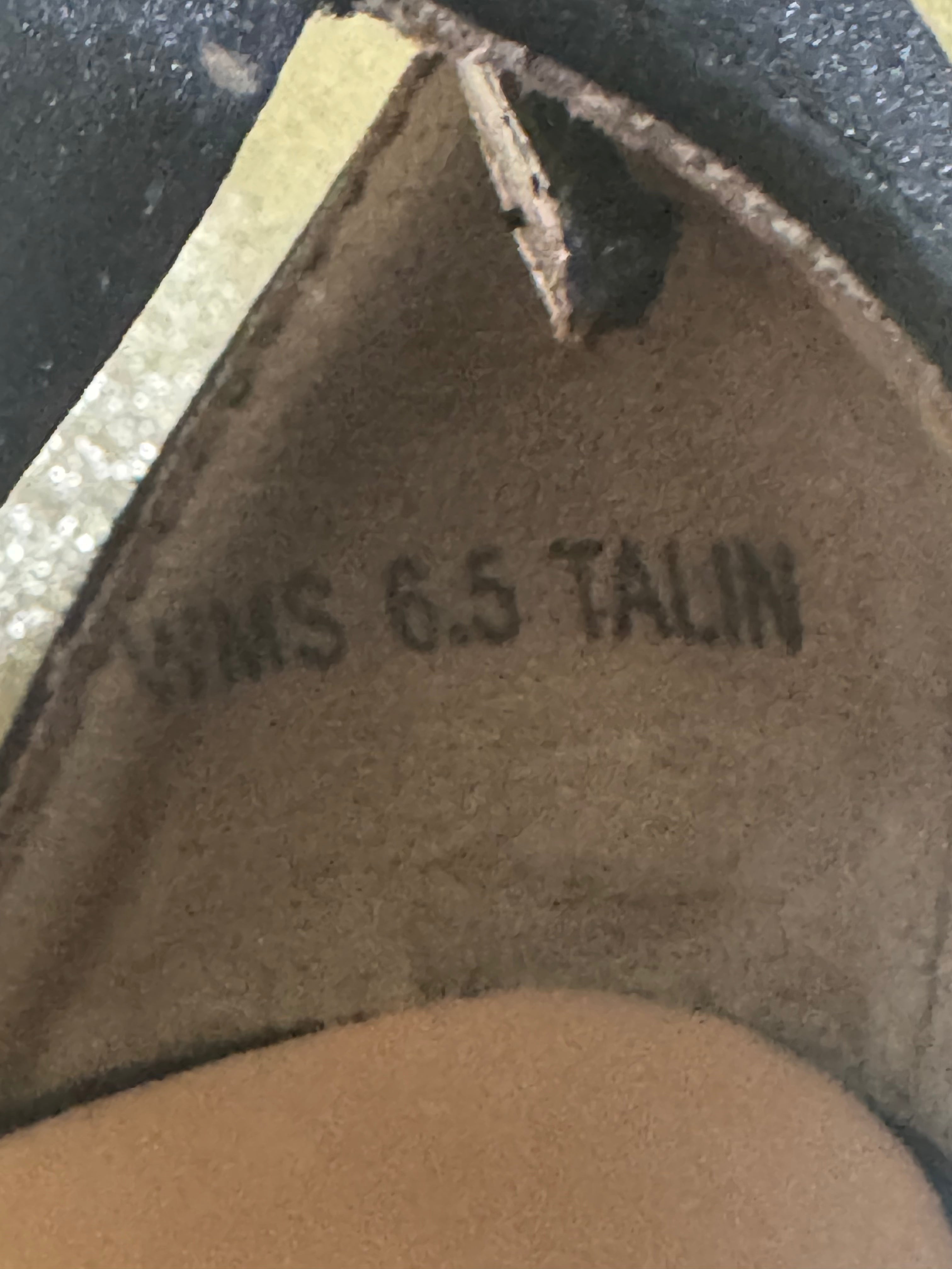 Report Black Satin Talin Knotted Ankle Strap Stiletto Heels – Size 6.5 (Like New)