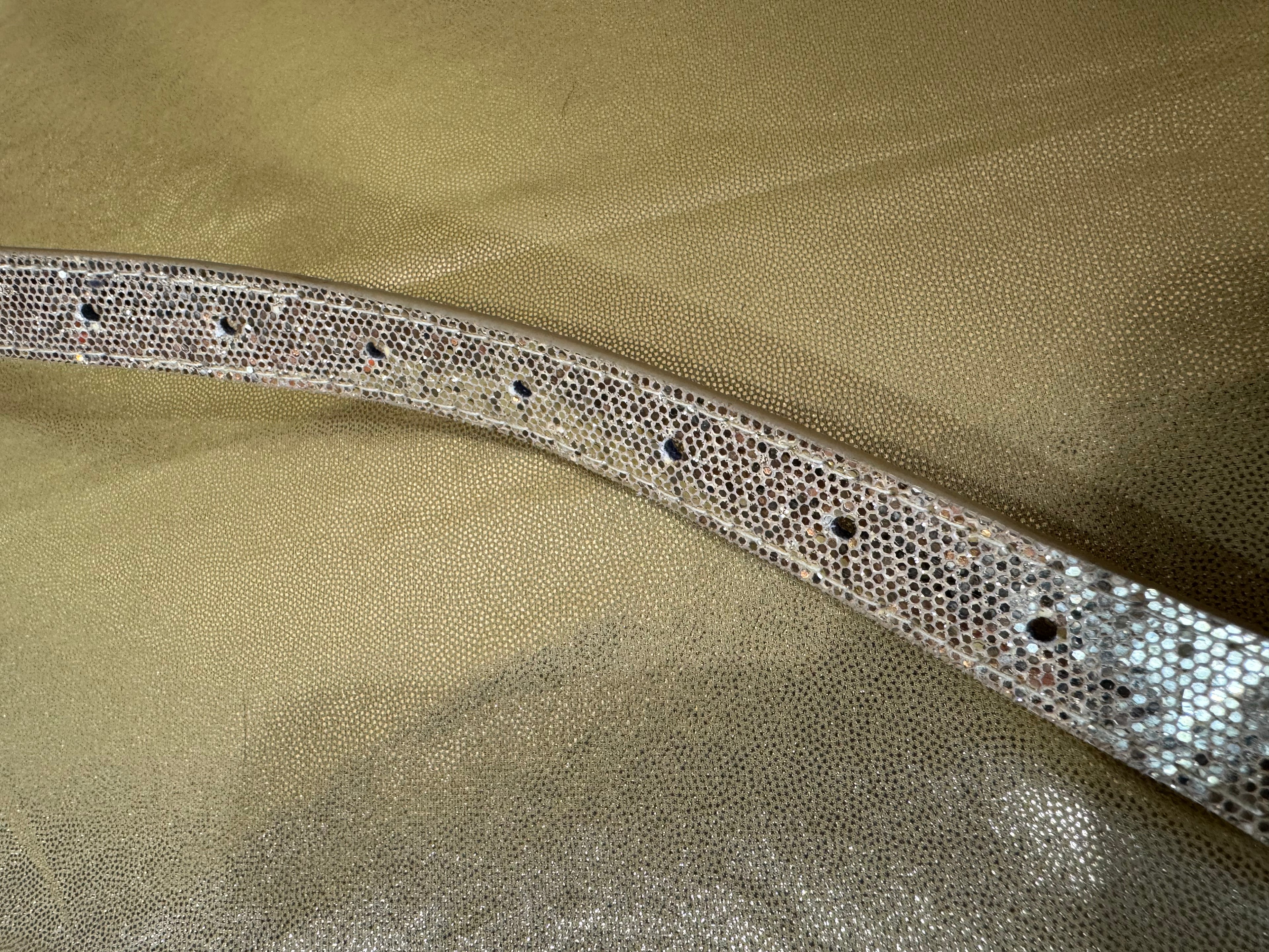 Vintage Y2K Shimmer Metallic Gold Skinny Belt - 39.5" ✨