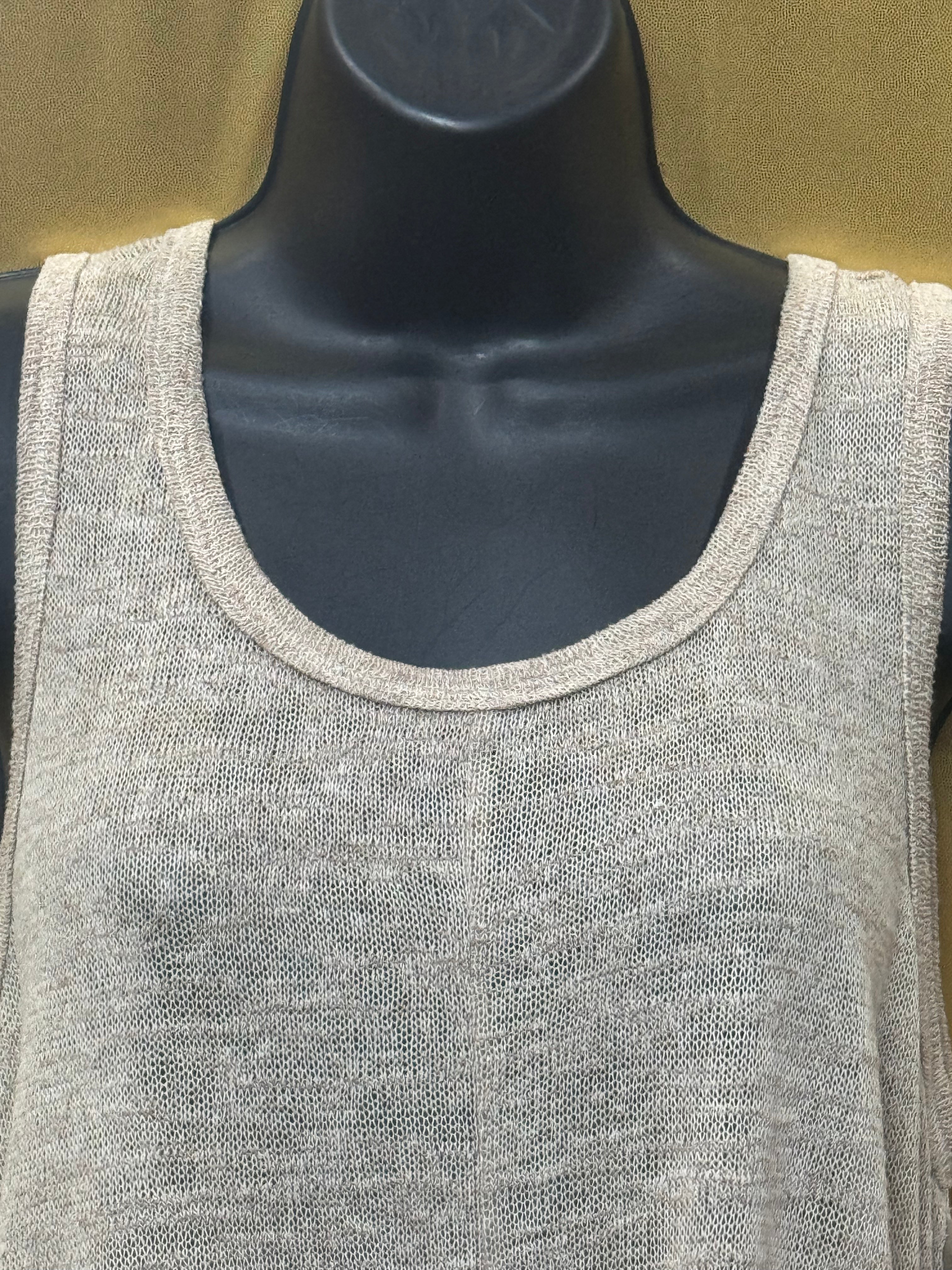 By Together You & I Oatmeal Knit Fringe Sharkbite Tank Top Medium L1337