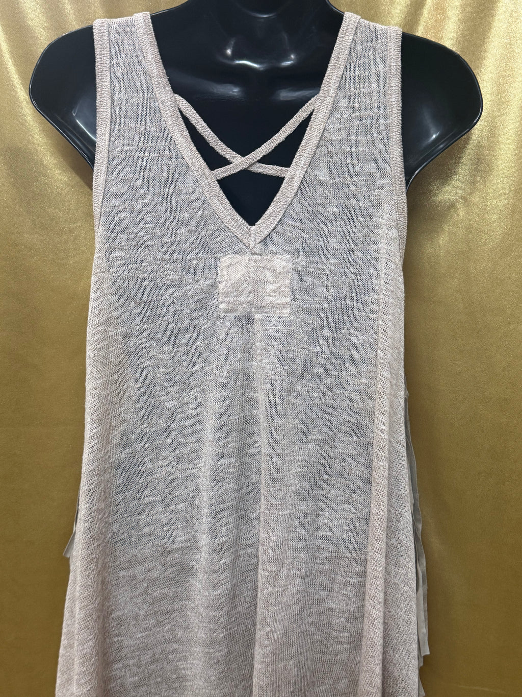 By Together You & I Oatmeal Knit Fringe Sharkbite Tank Top Medium L1337