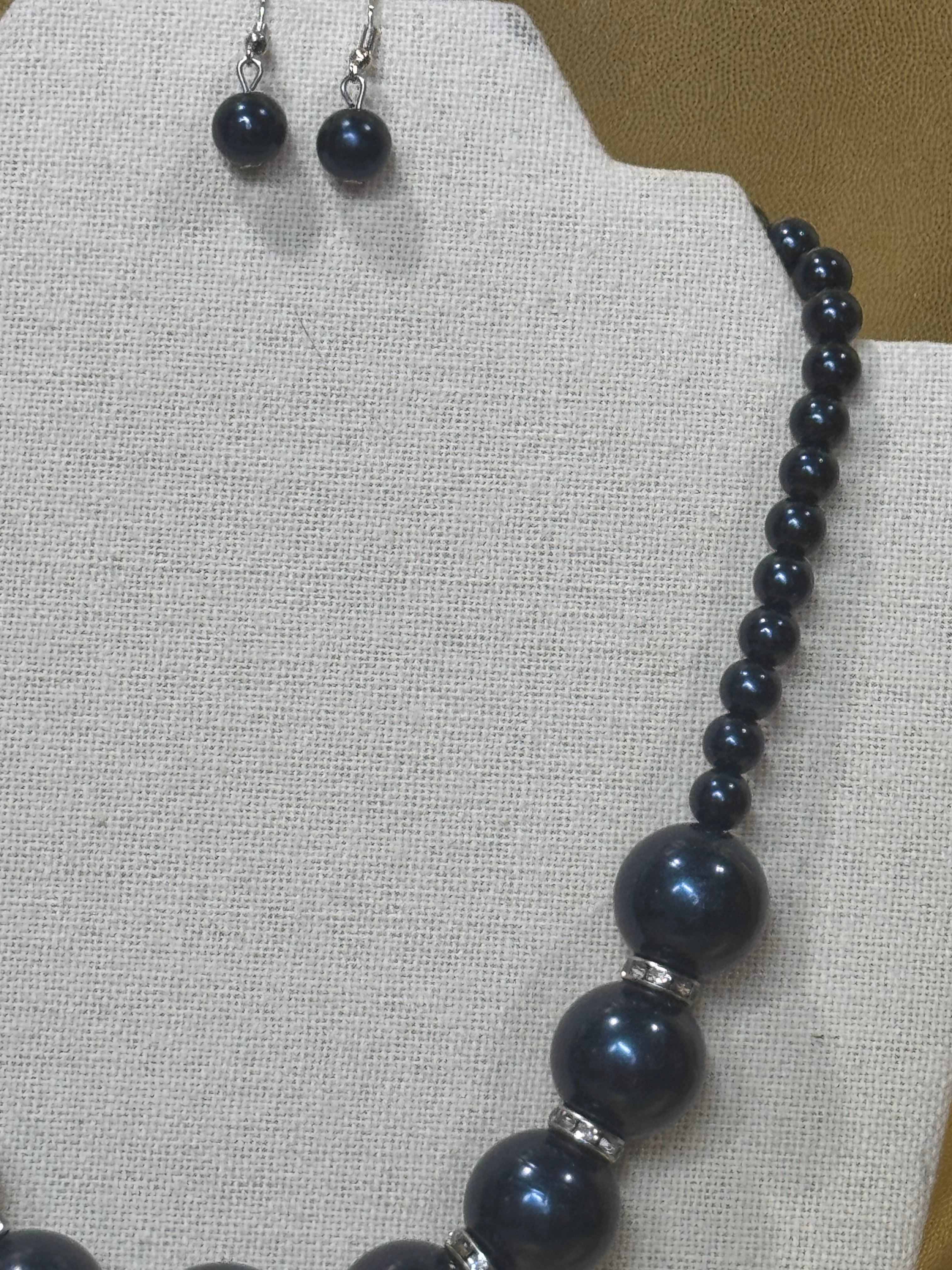 Paparazzi Accessories "SoHo Socialite" Blue Pearl & Rhinestone Statement Necklace Set