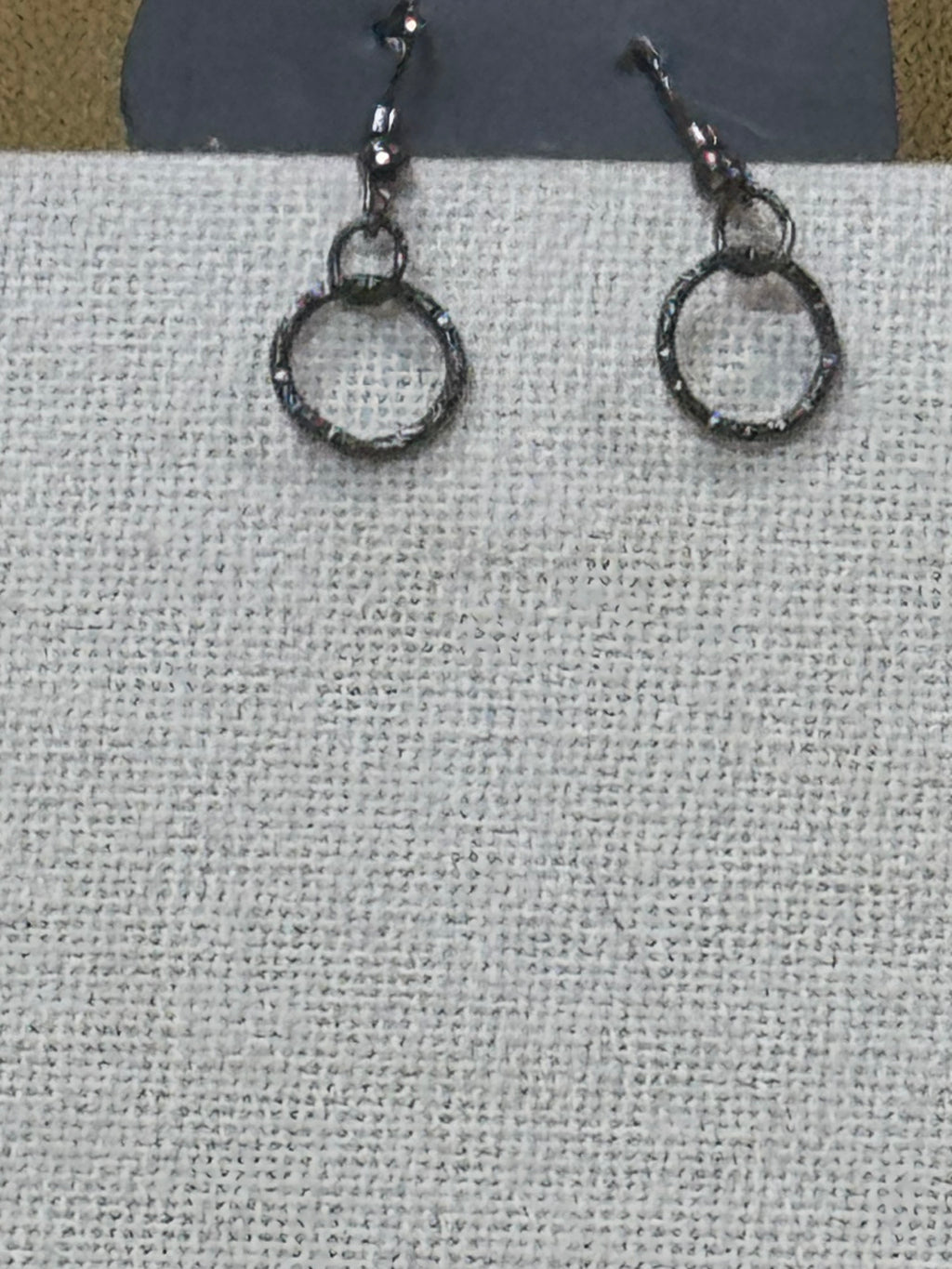 Paparazzi "Progressively Vogue" Gunmetal & Gold Interlocking Hoop Necklace Set ✨