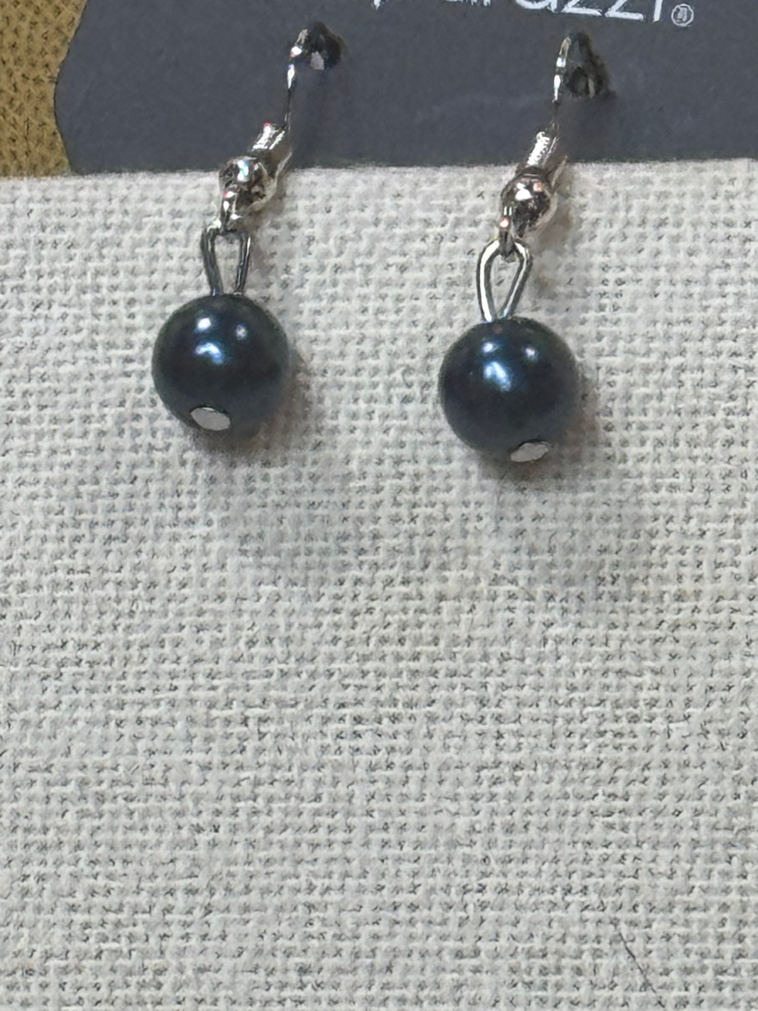 Paparazzi "You May Kiss The Bride" Silver Navy Pearl Rhinestone Necklace Set