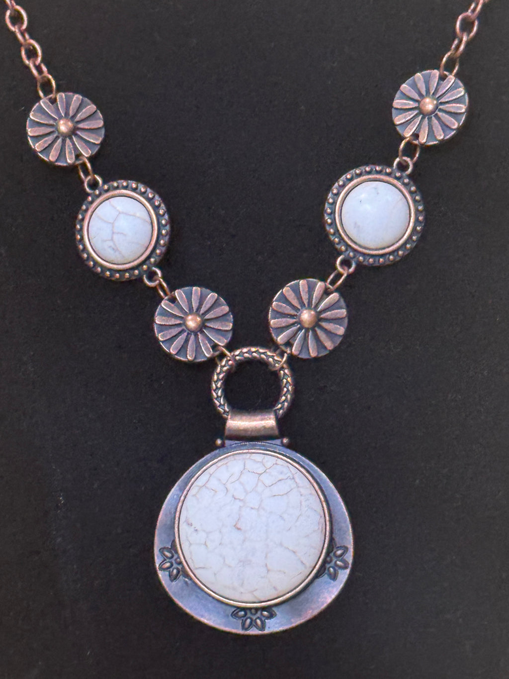 Paparazzi "Saguaro Garden" Copper & Crackle White Stone Necklace Set