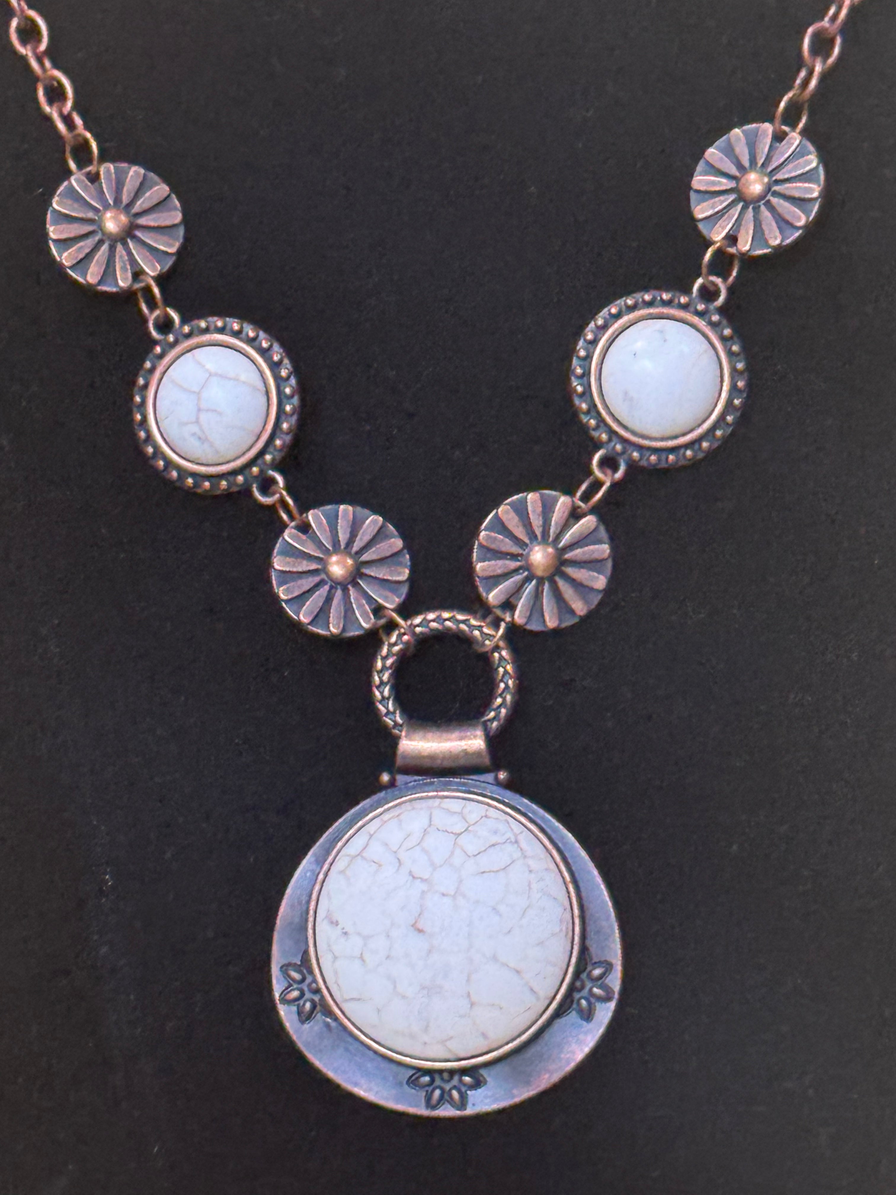 Paparazzi "Saguaro Garden" Copper & Crackle White Stone Necklace Set