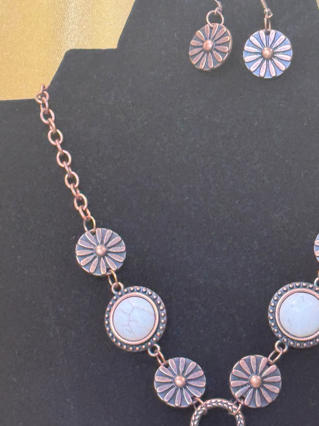 Paparazzi "Saguaro Garden" Copper & Crackle White Stone Necklace Set