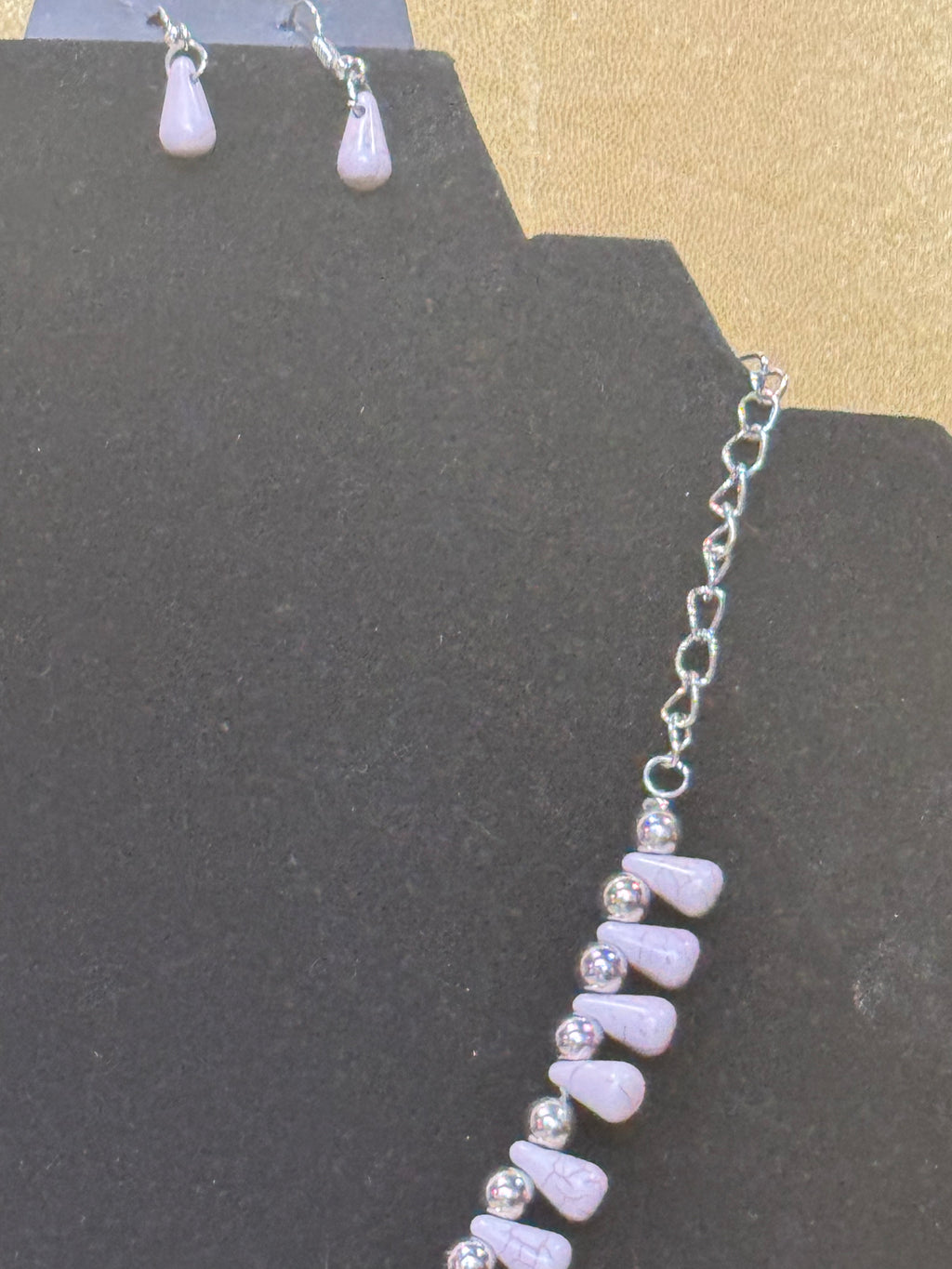 Paparazzi "Extinct Species" Silver & Gray Crackle Stone Teardrop Necklace Set