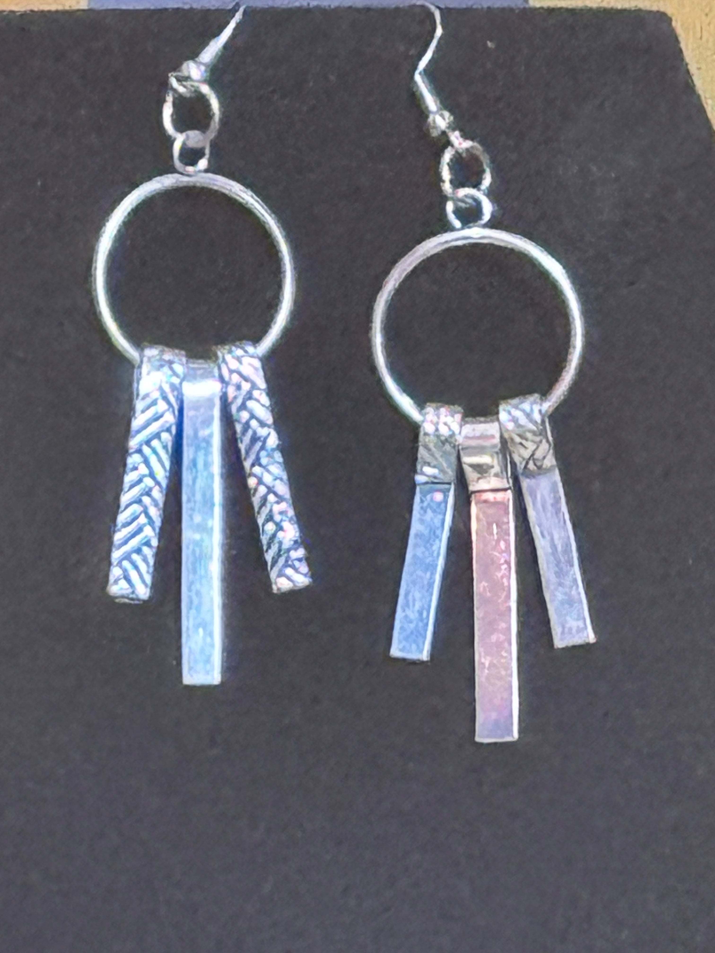 Paparazzi "Welcome to the Pack" Silver Fringe Statement Necklace & Earring Set – NWT