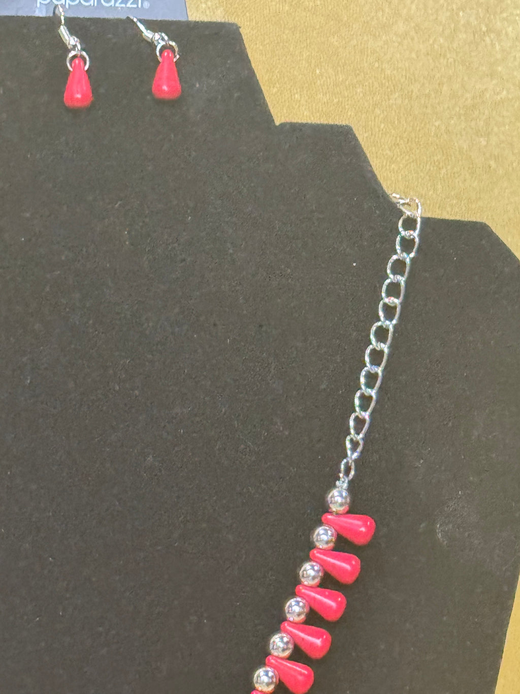 Stunning Paparazzi "Extinct Species" Red Necklace & Earring Set (New)