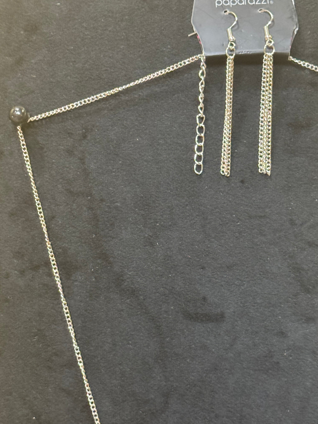 NWT Paparazzi "The Keynoter" Silver Key Pendant Necklace & Matching Earrings Set