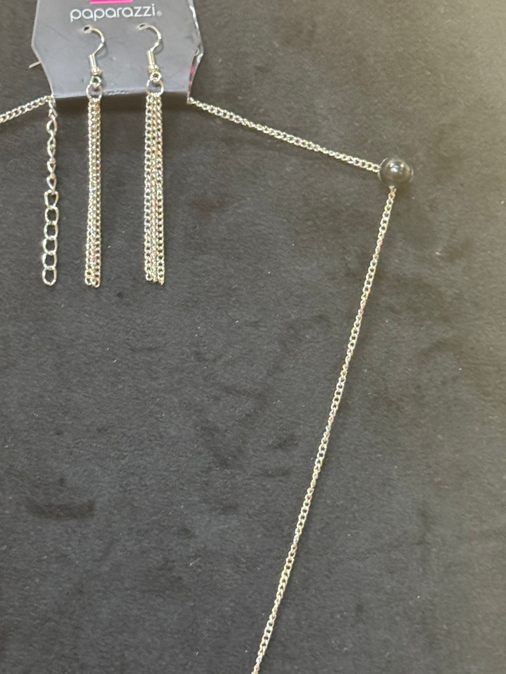 NWT Paparazzi "The Keynoter" Silver Key Pendant Necklace & Matching Earrings Set