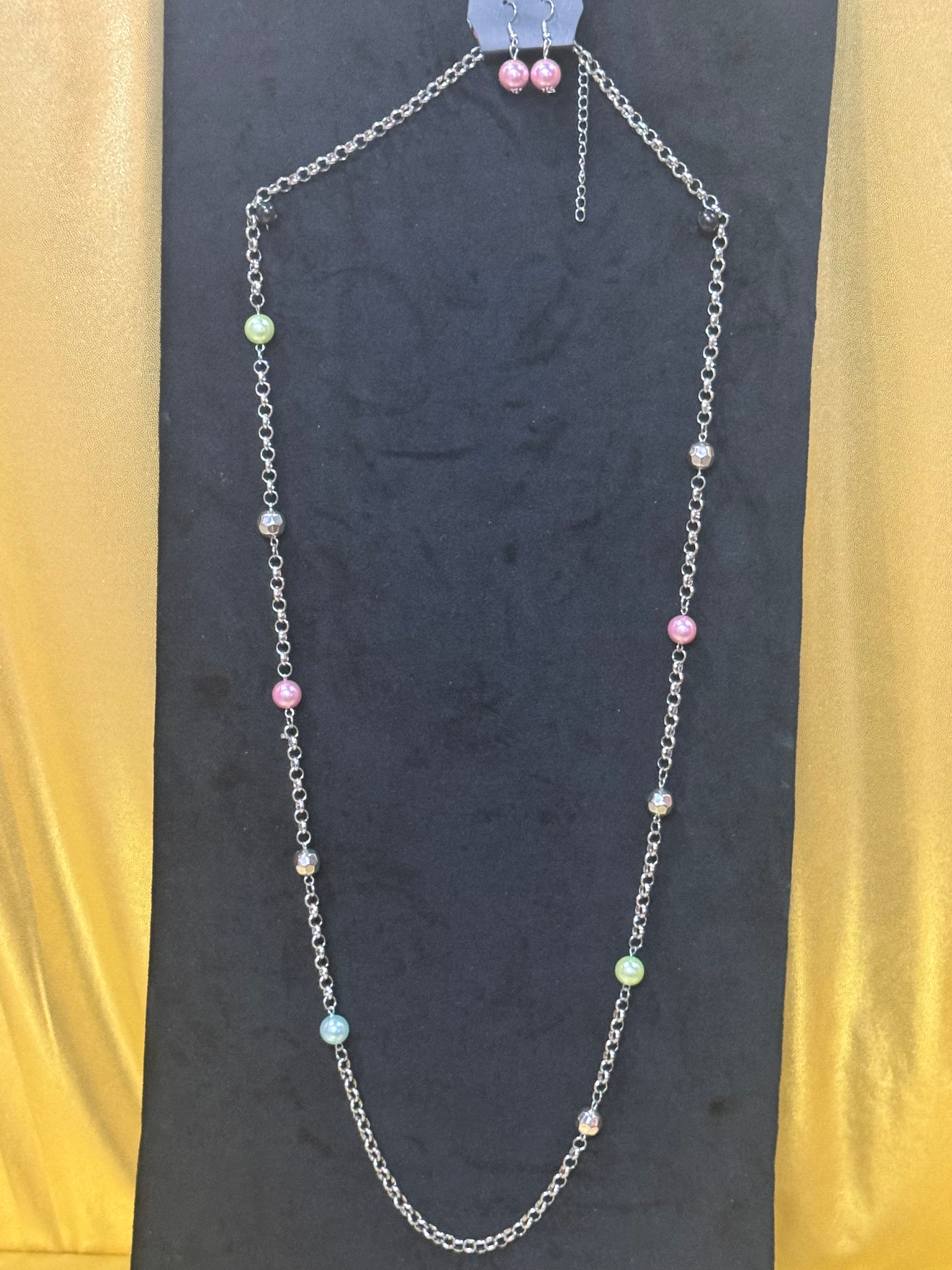 Vintage Paparazzi Long Silver Link Necklace & Earring Set – Pastel Pearls