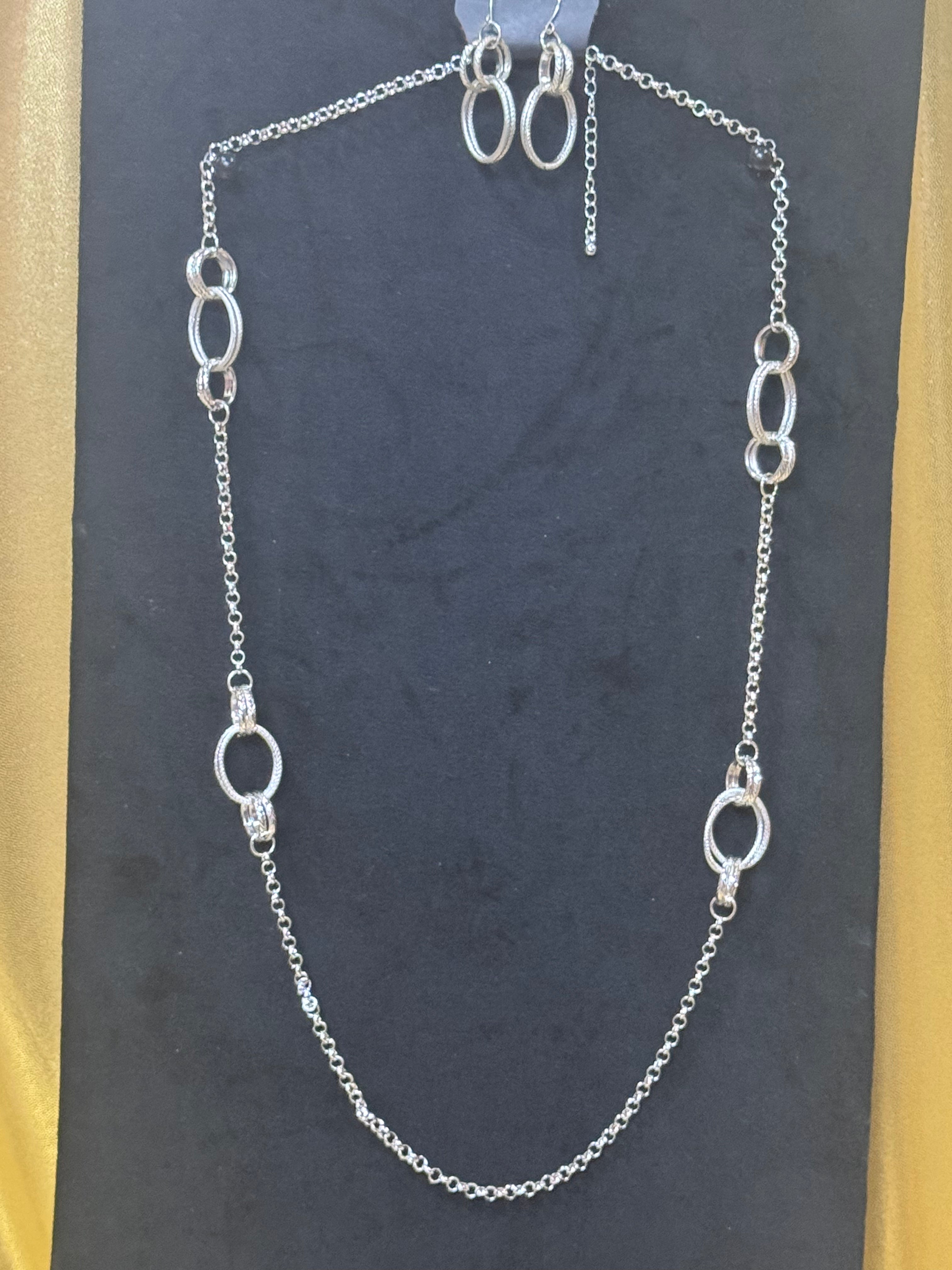 Paparazzi "Pageant Princess" Silver Necklace & Earring Set
