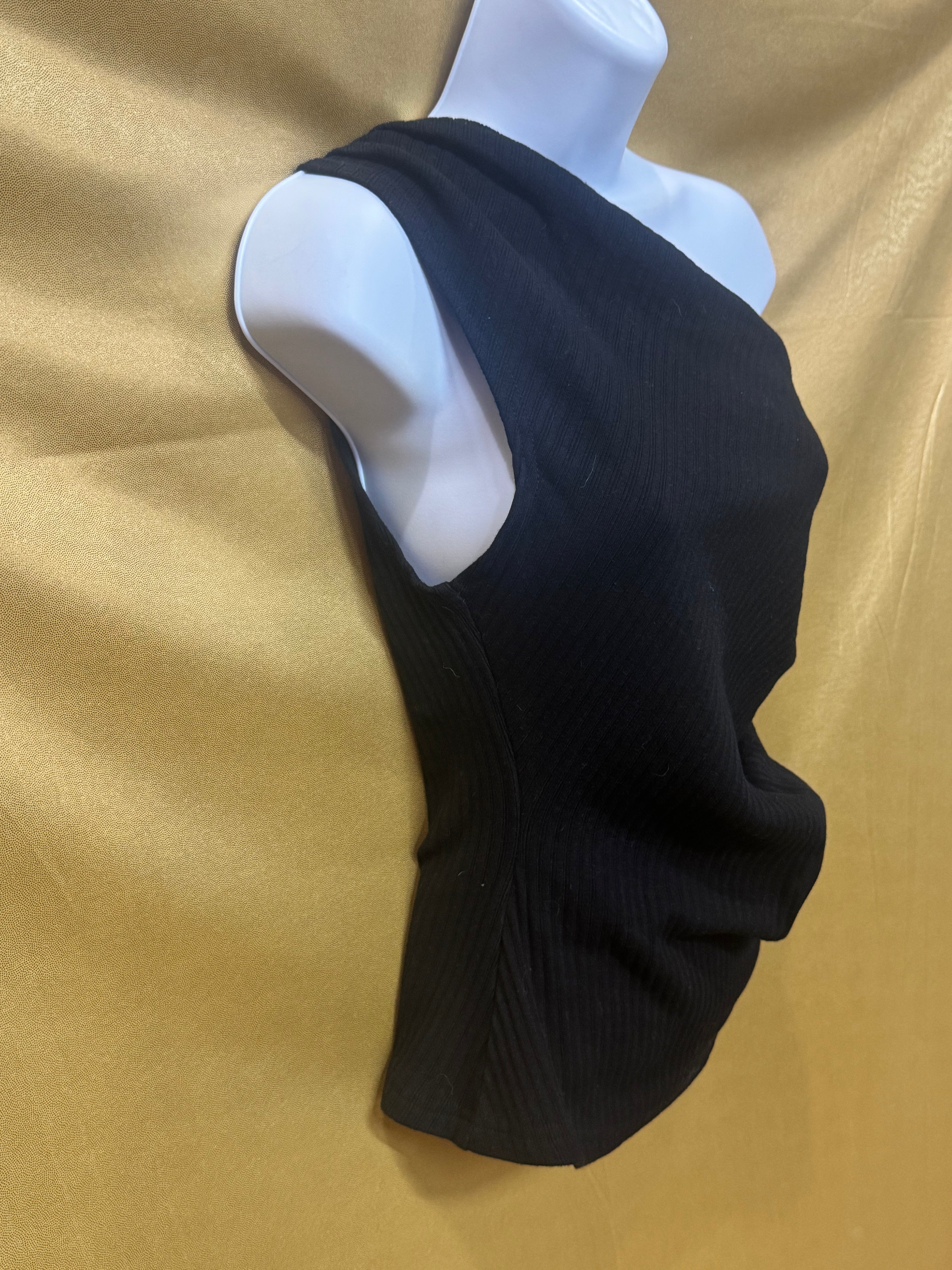 Shoe Fly Black One-Shoulder Asymmetric Ribbed Top - Small