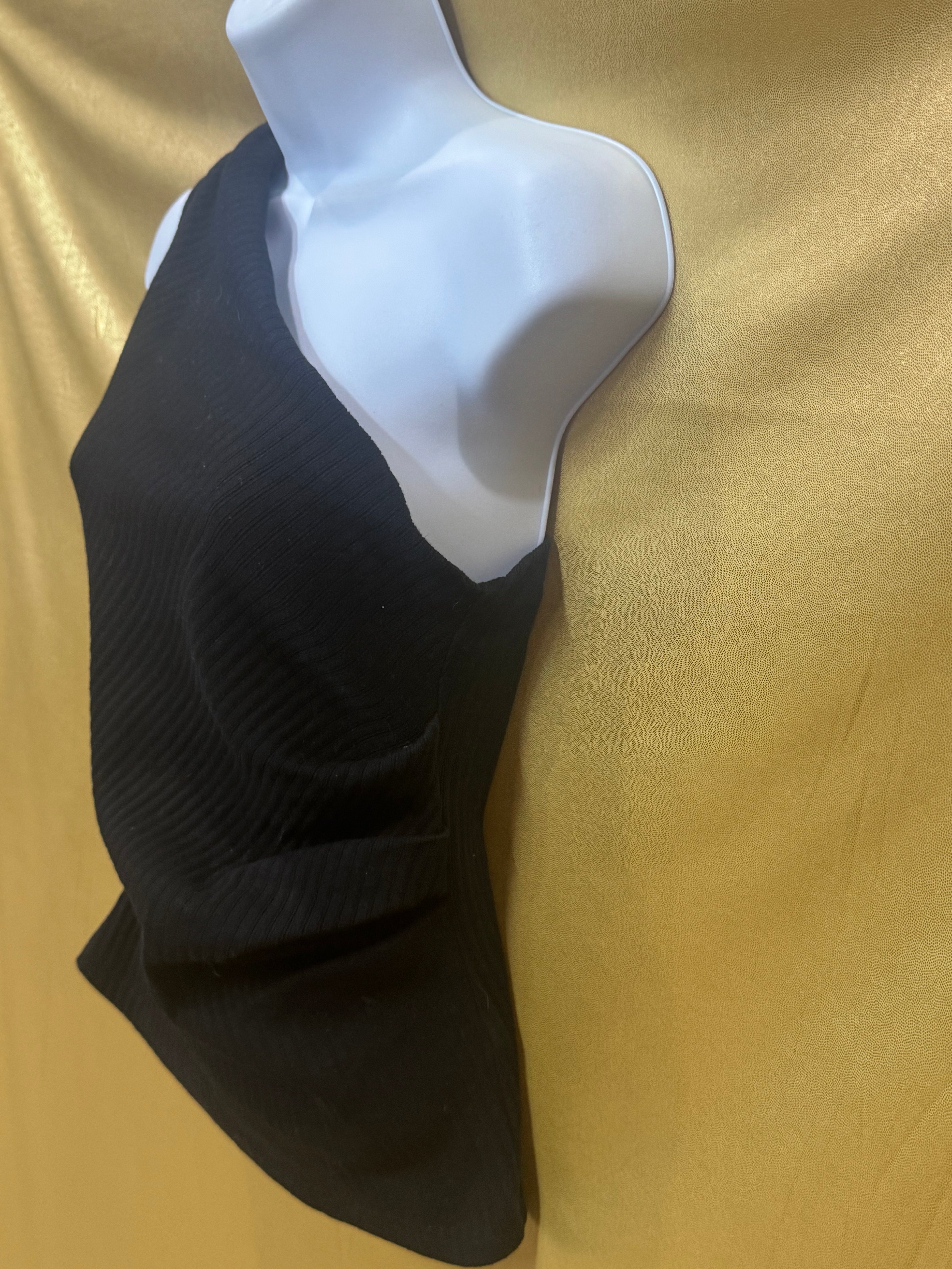 Shoe Fly Black One-Shoulder Asymmetric Ribbed Top - Small