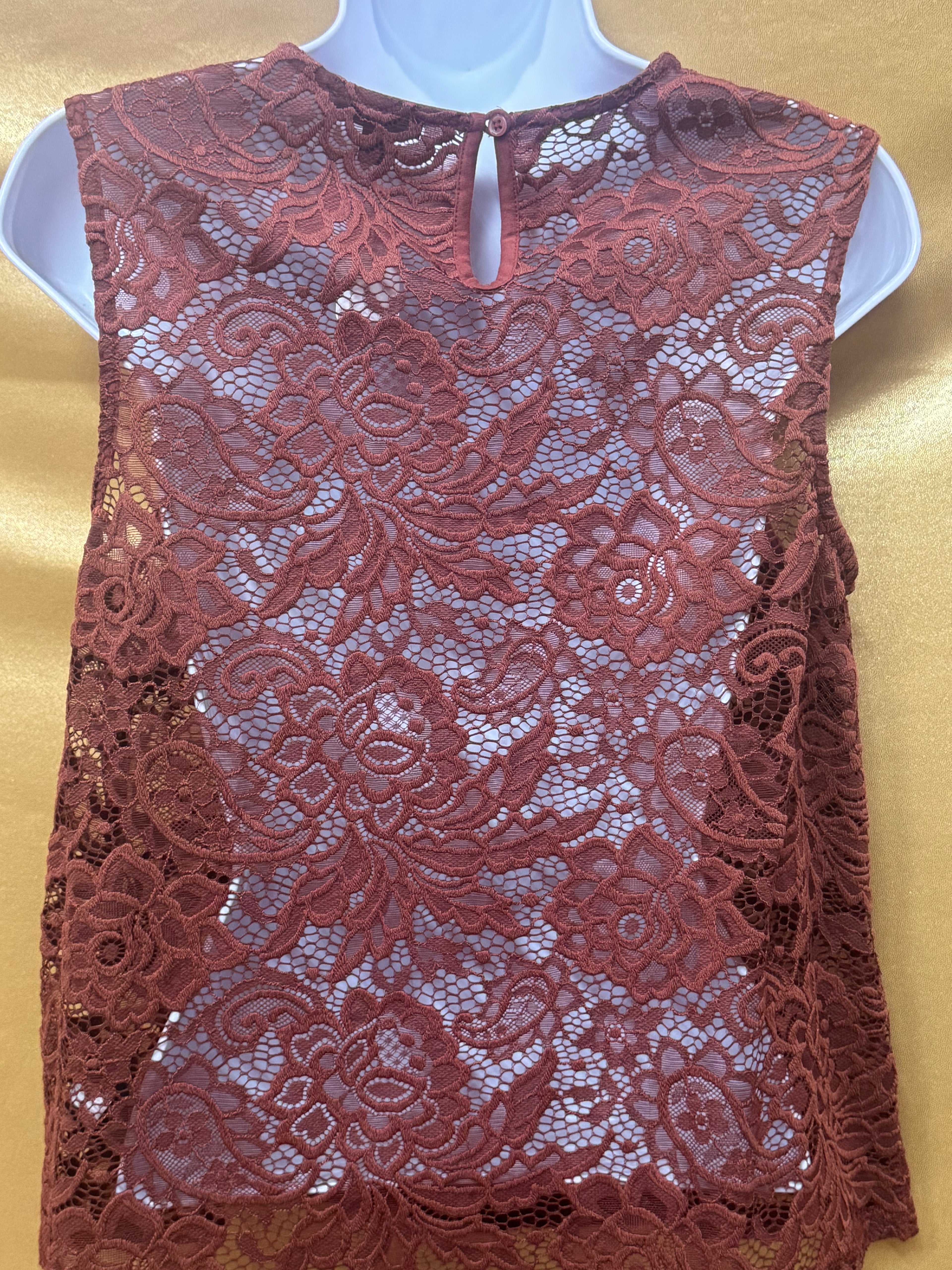 Who What Wear Rust Lace Sleeveless Top Ruffle Front Size S Sheer Boho